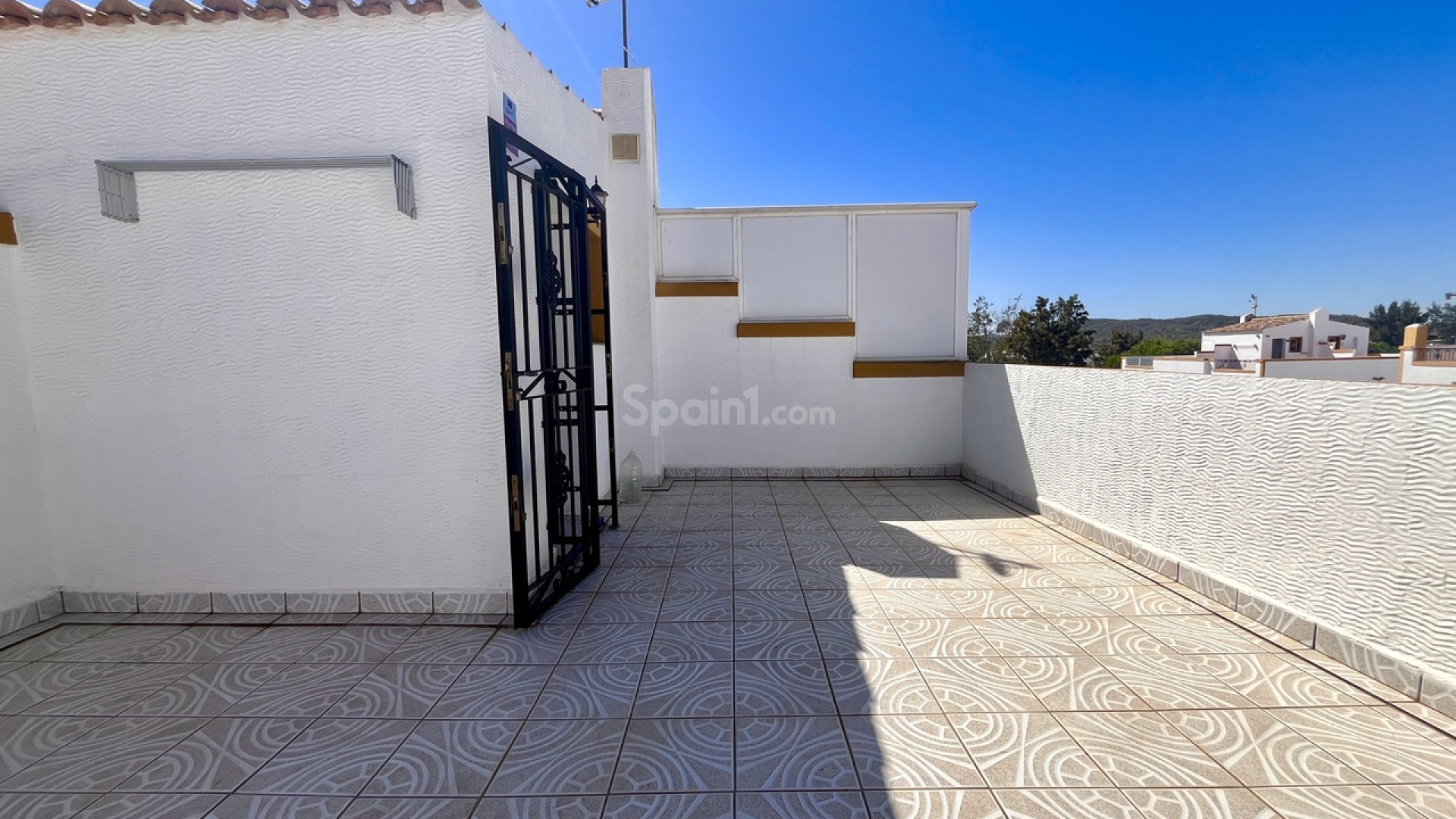 Resale - Townhouse -
Entre Naranjos