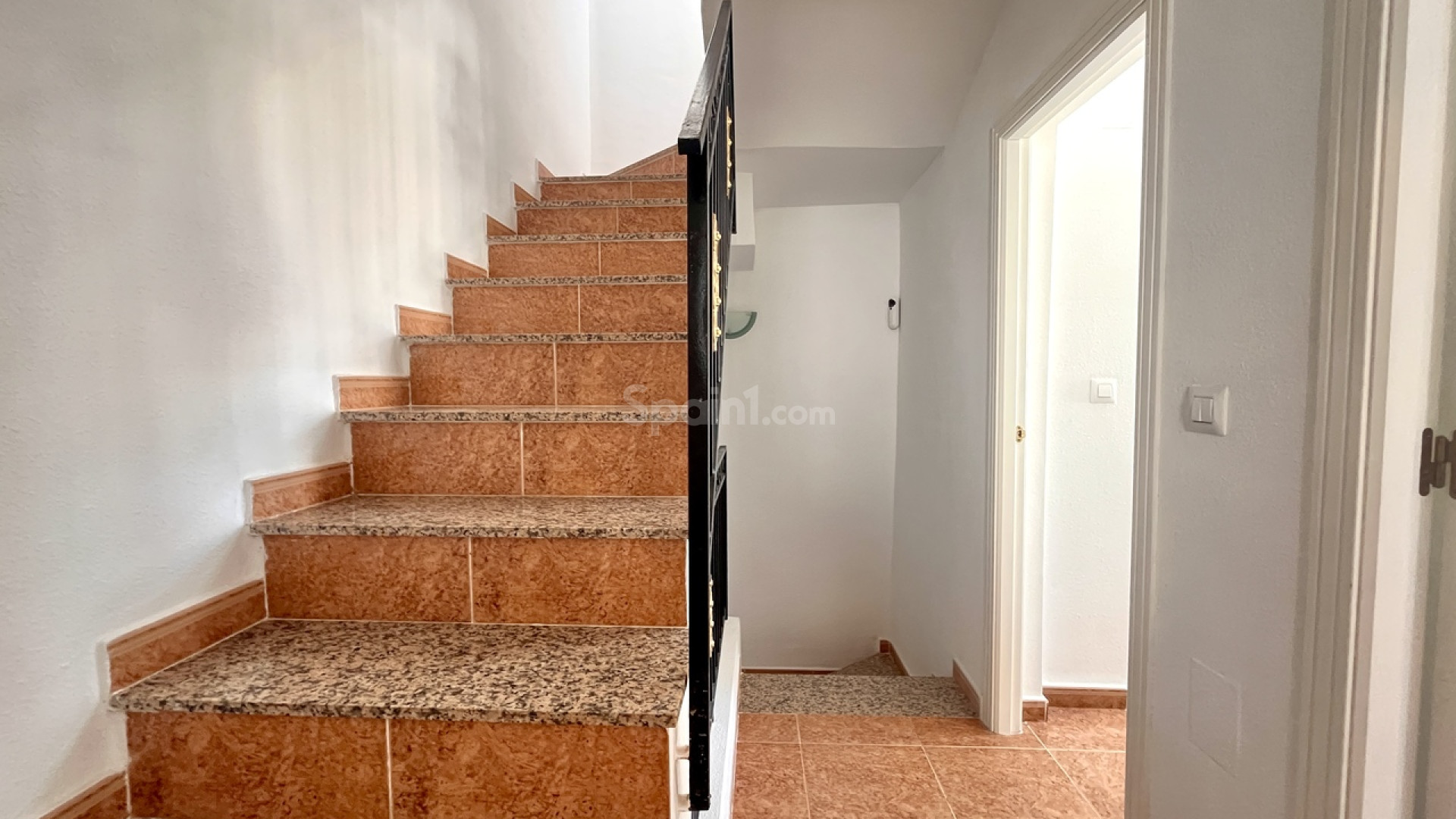 Resale - Townhouse -
Entre Naranjos