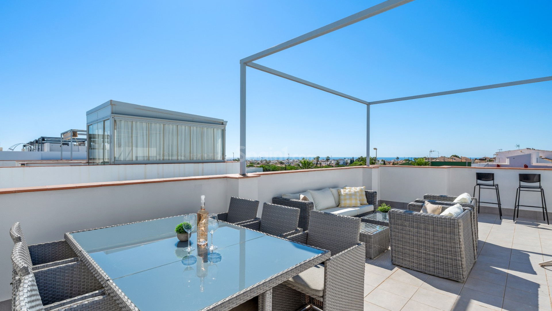 Resale - Townhouse -
La Florida