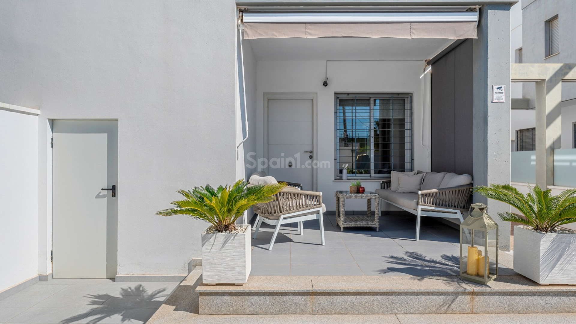 Resale - Townhouse -
La Florida
