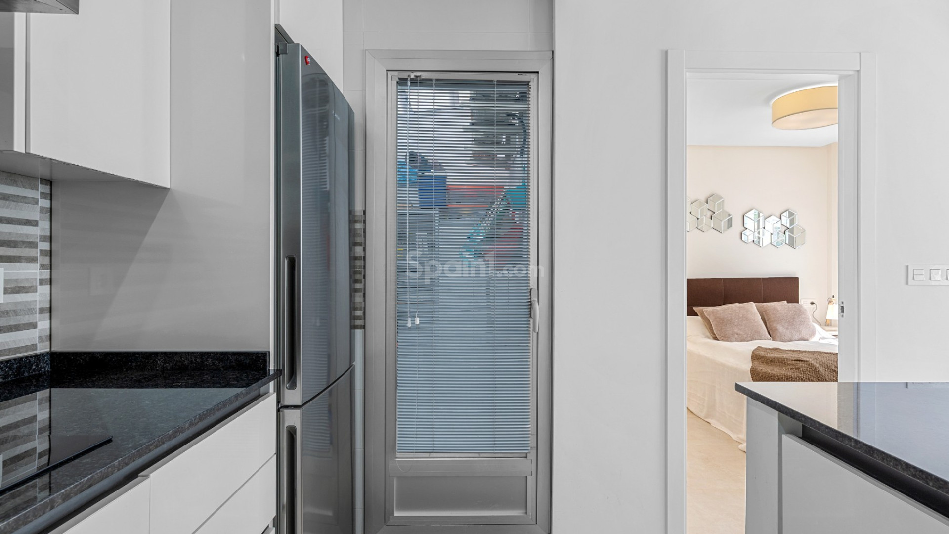 Resale - Townhouse -
La Florida