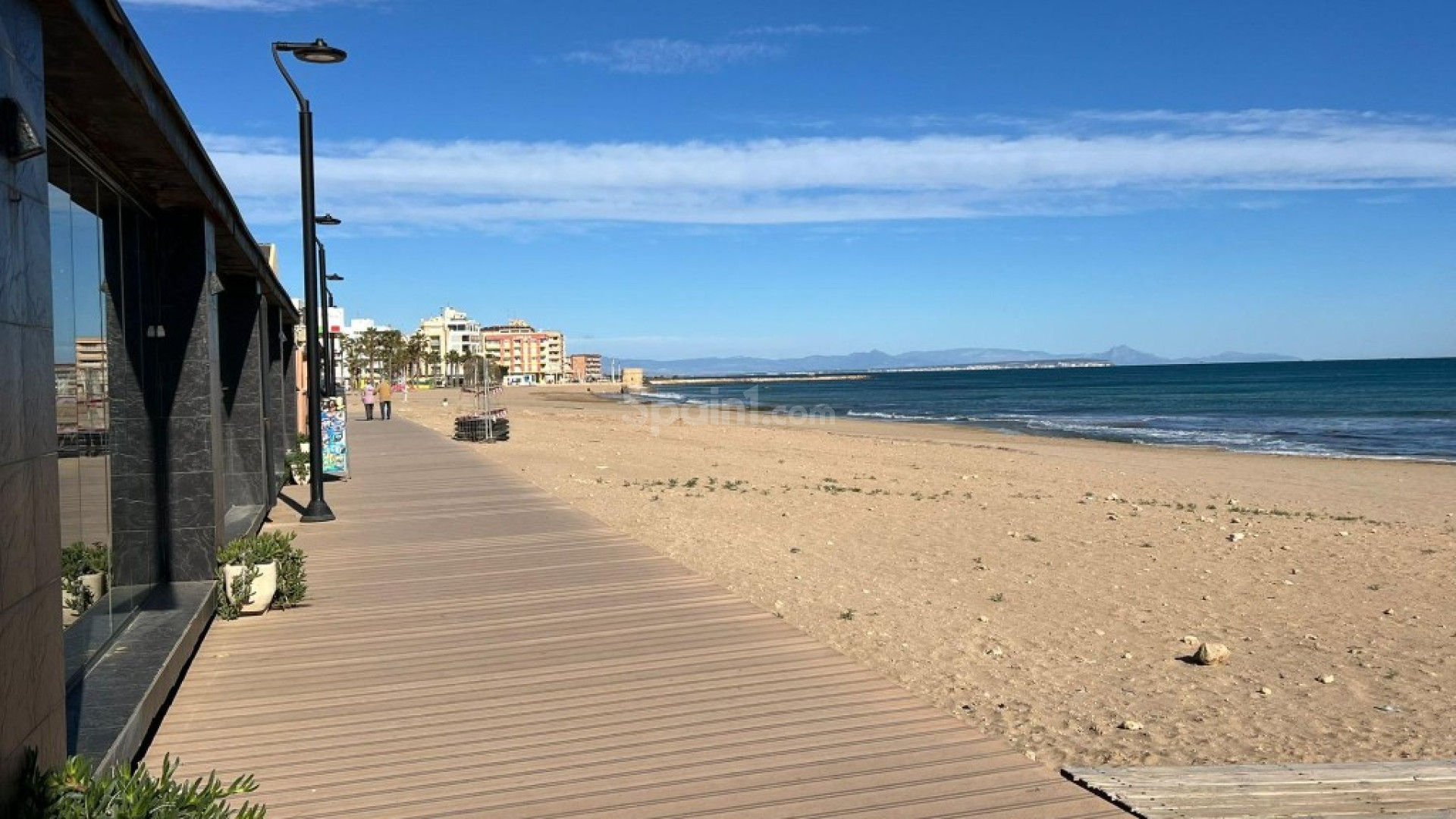 Resale - Townhouse -
La Mata