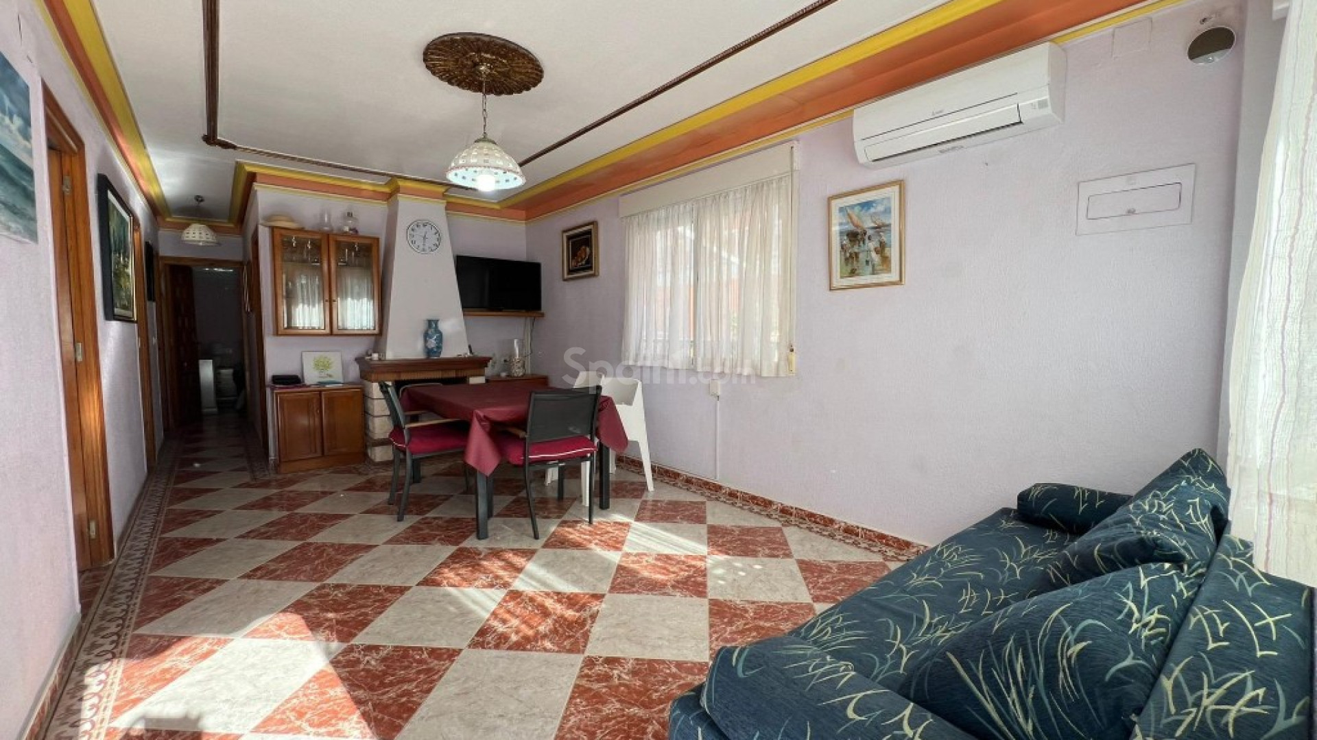 Resale - Townhouse -
La Mata