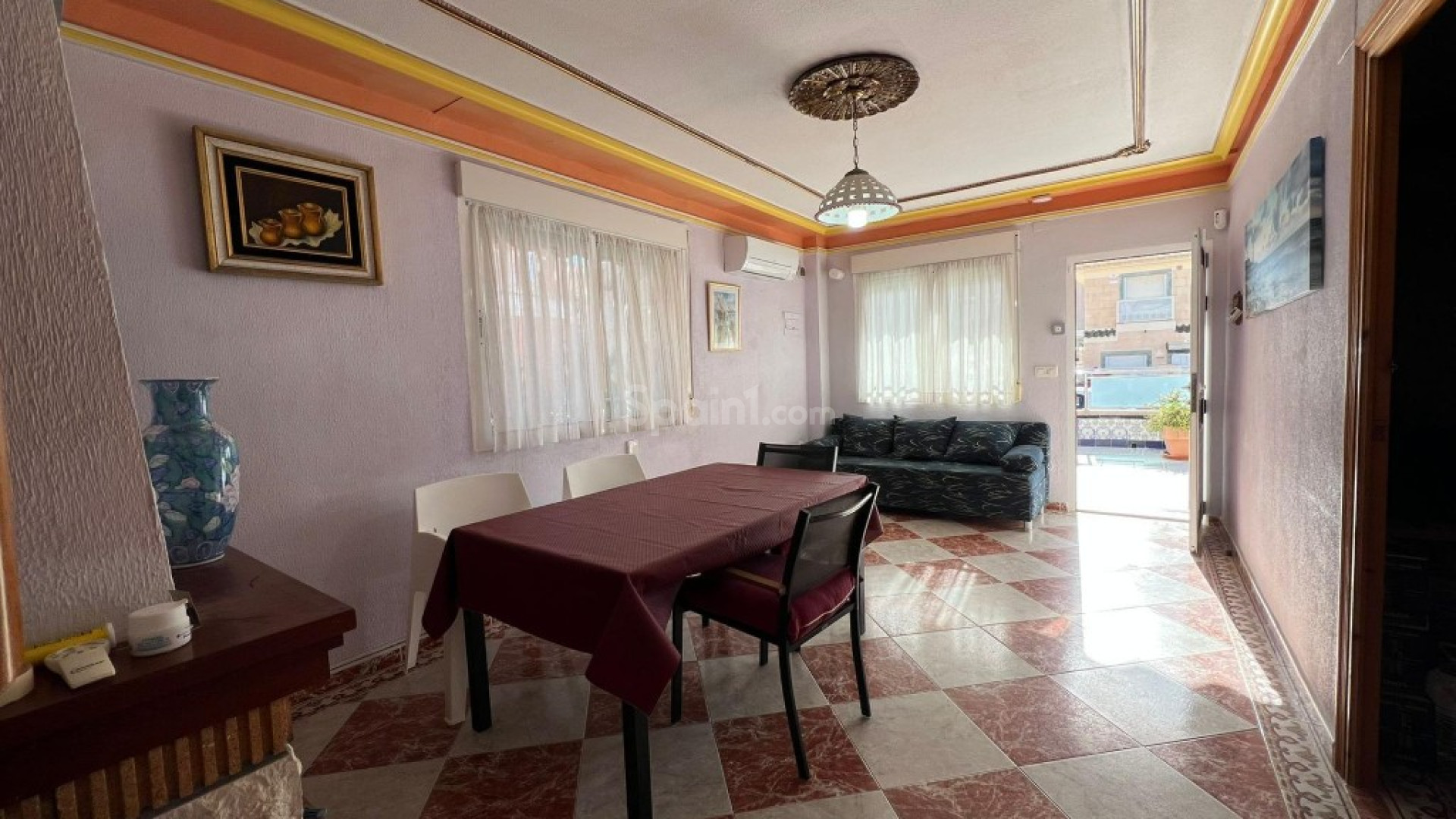 Resale - Townhouse -
La Mata