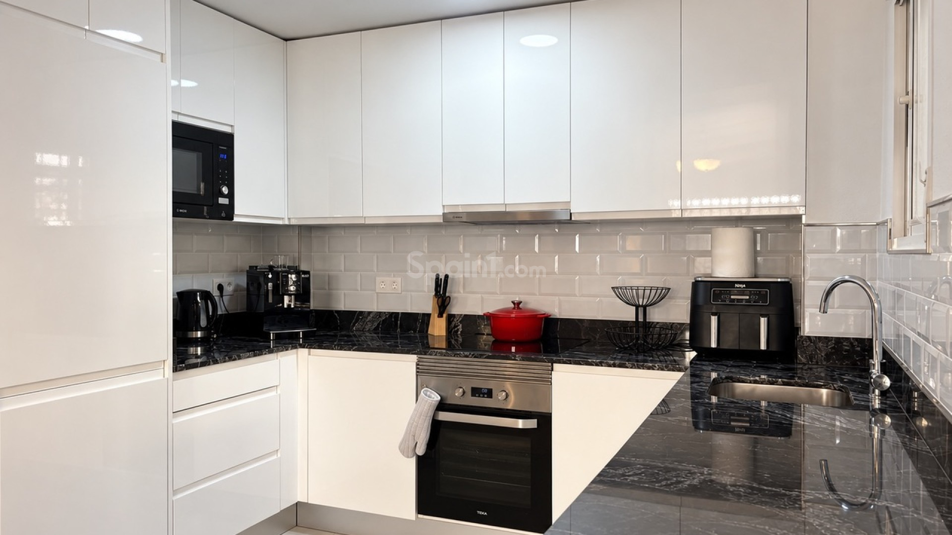 Resale - Townhouse -
La Zenia
