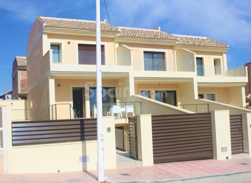Resale - Townhouse -
Los Altos