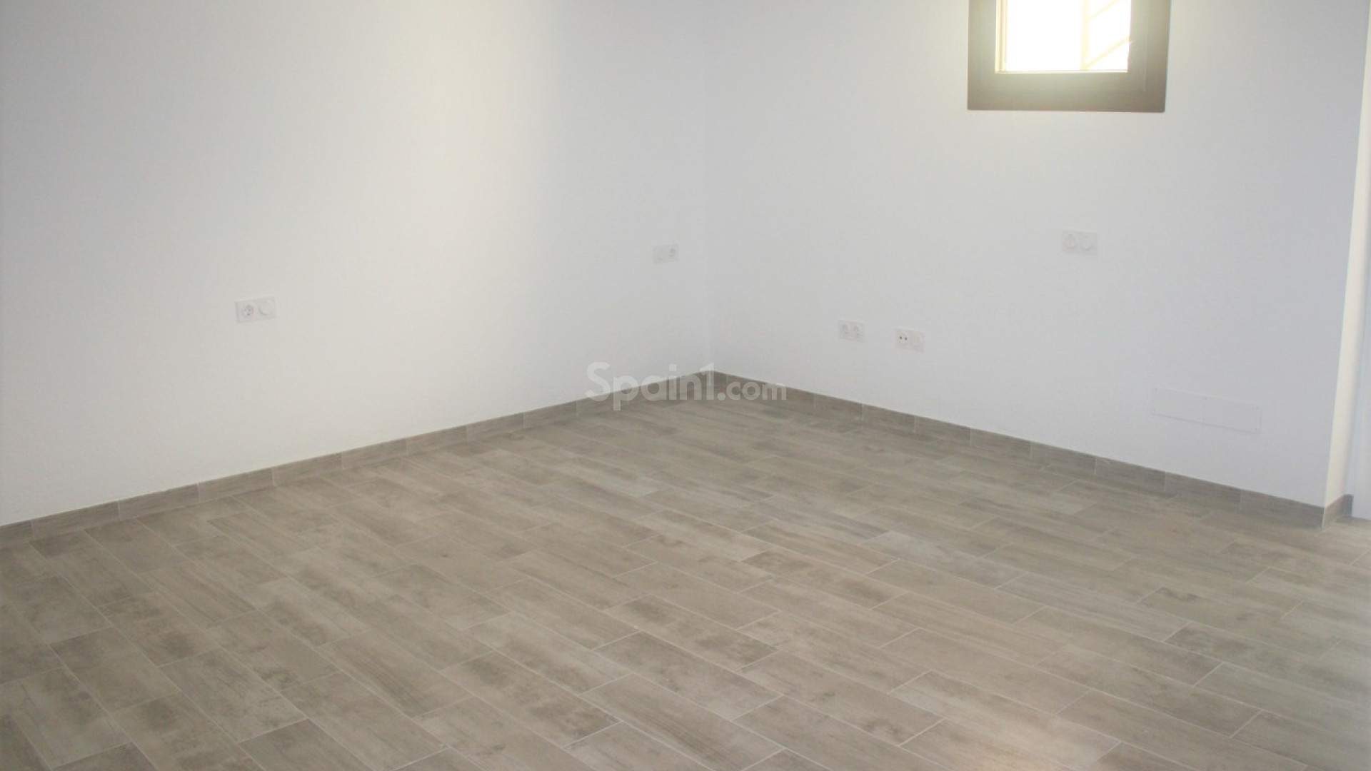 Resale - Townhouse -
Los Altos