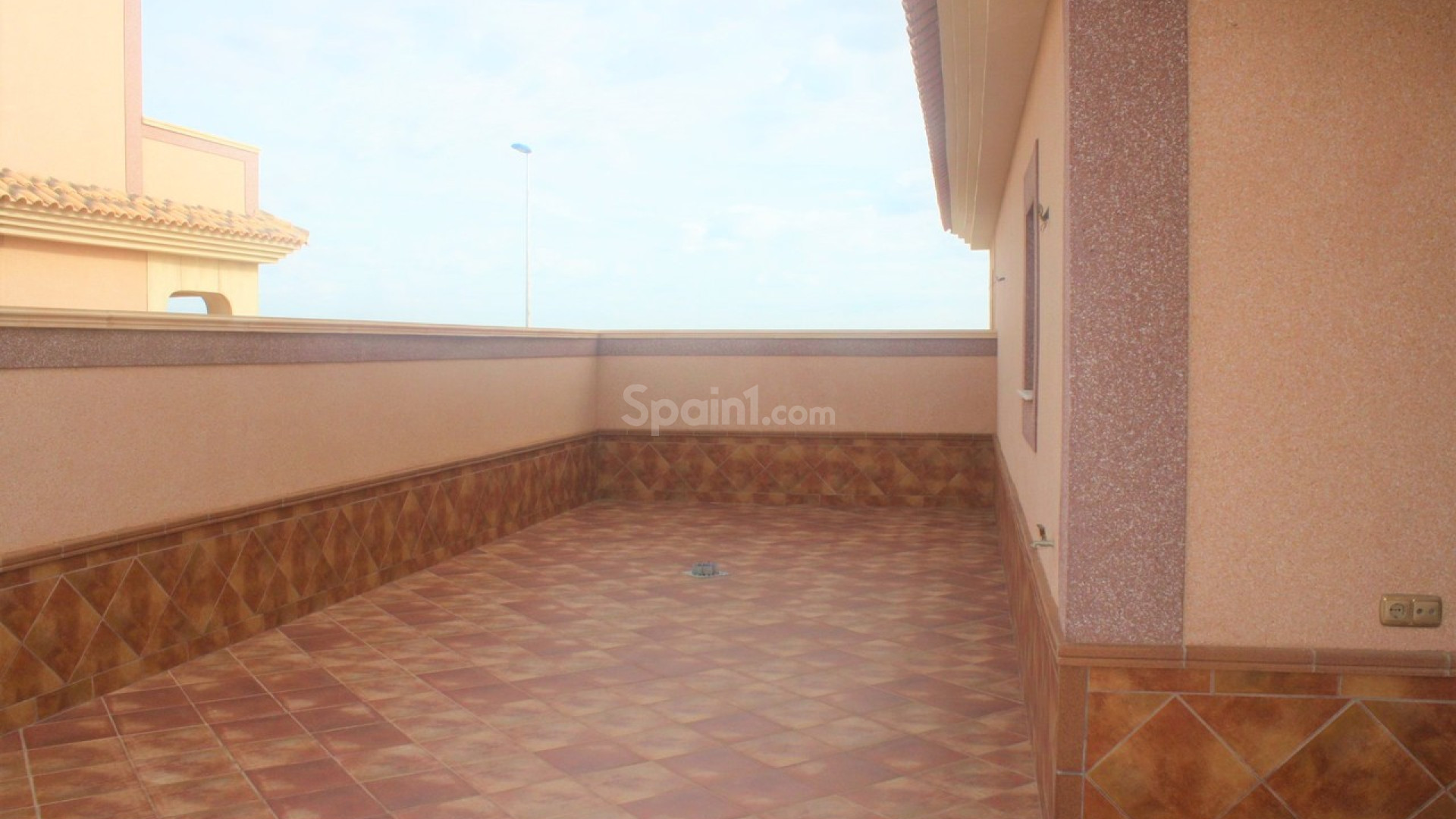 Resale - Townhouse -
Los Altos