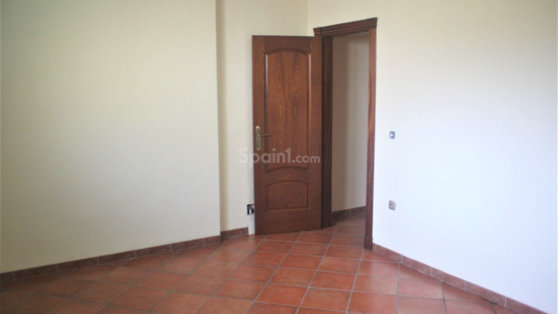 Resale - Townhouse -
Los Altos