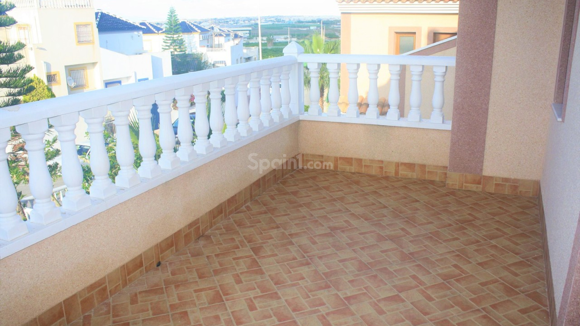 Resale - Townhouse -
Los Altos