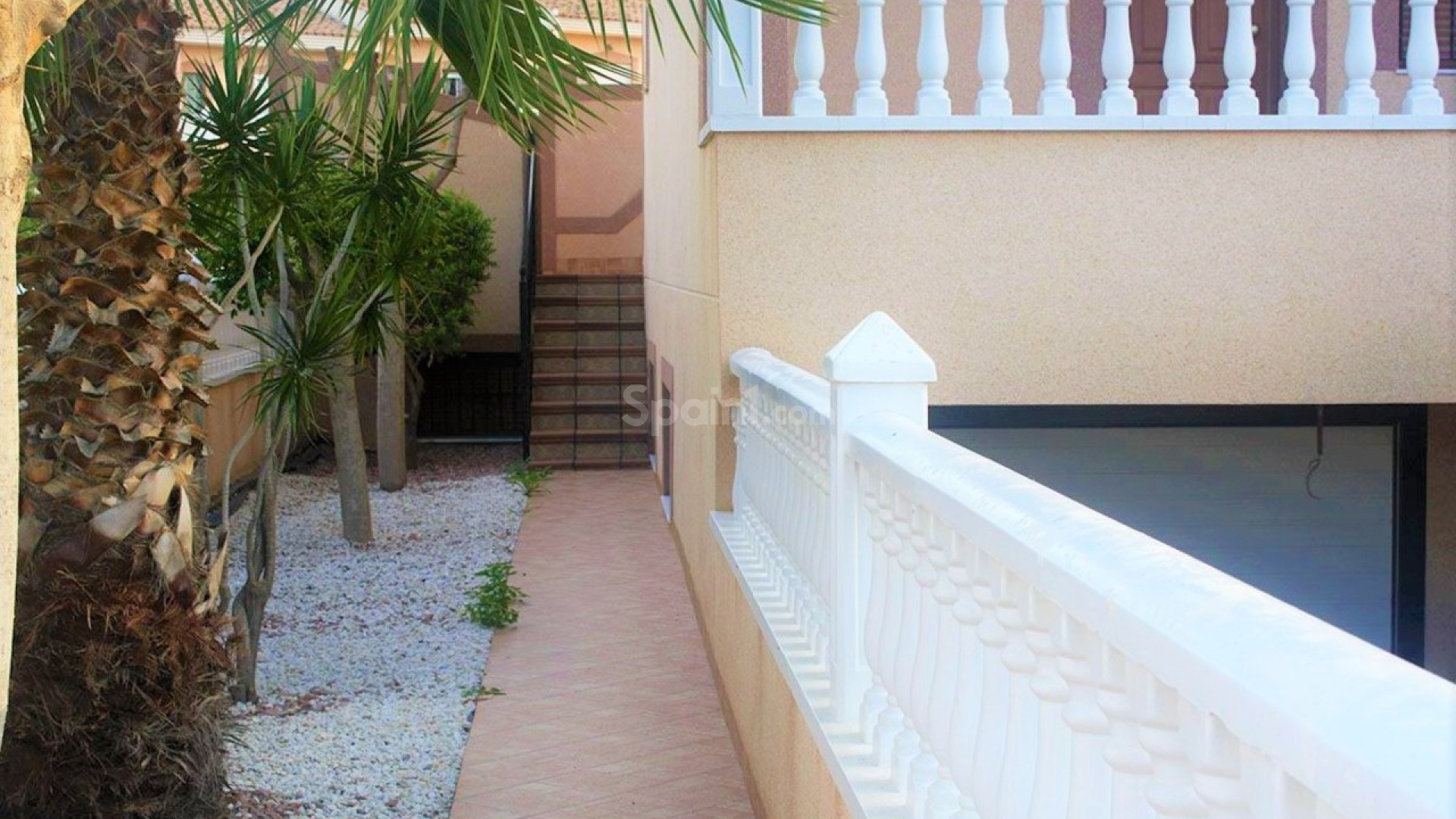 Resale - Townhouse -
Los Altos