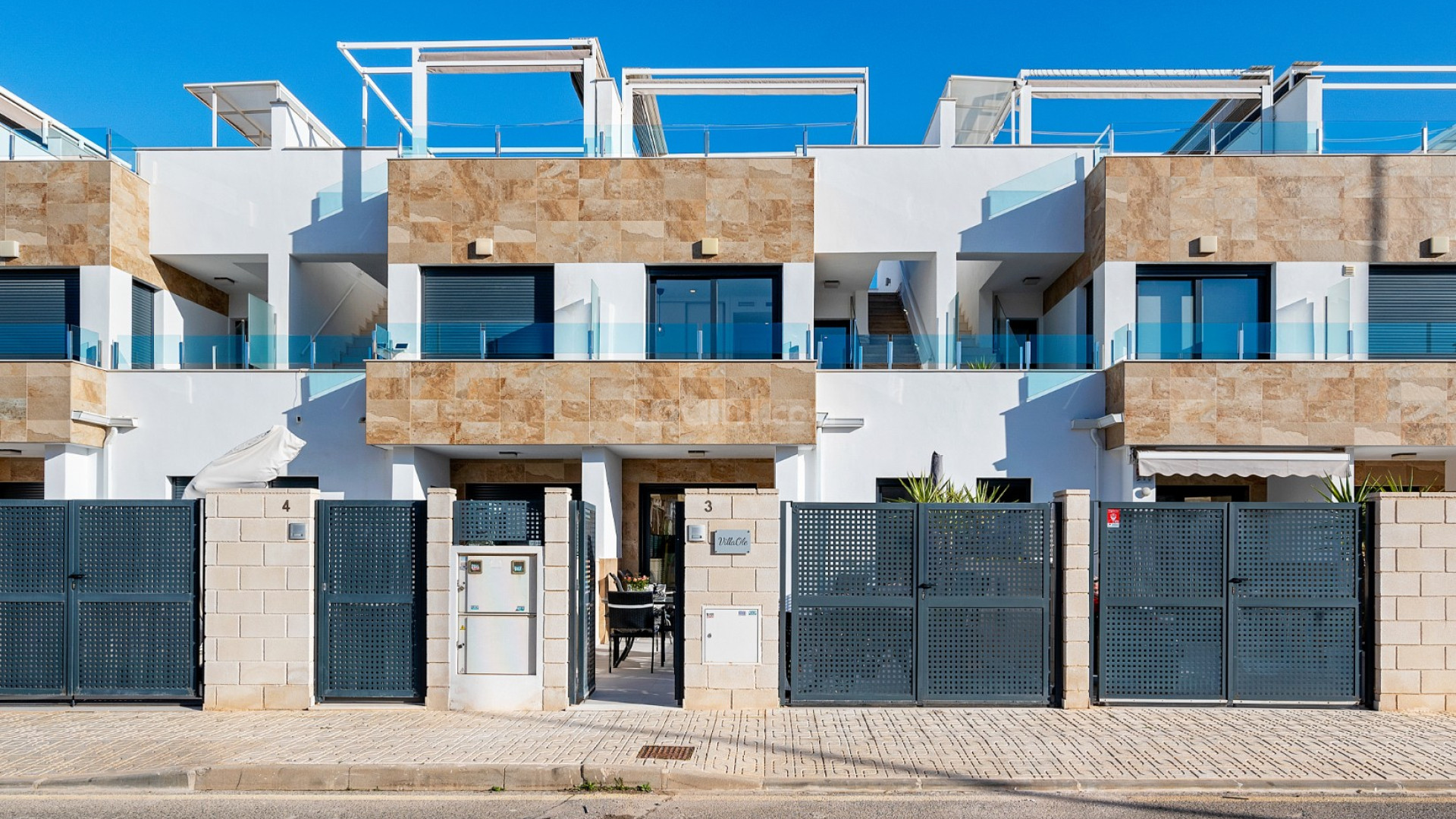 Resale - Townhouse -
Orihuela Costa - El Barranco