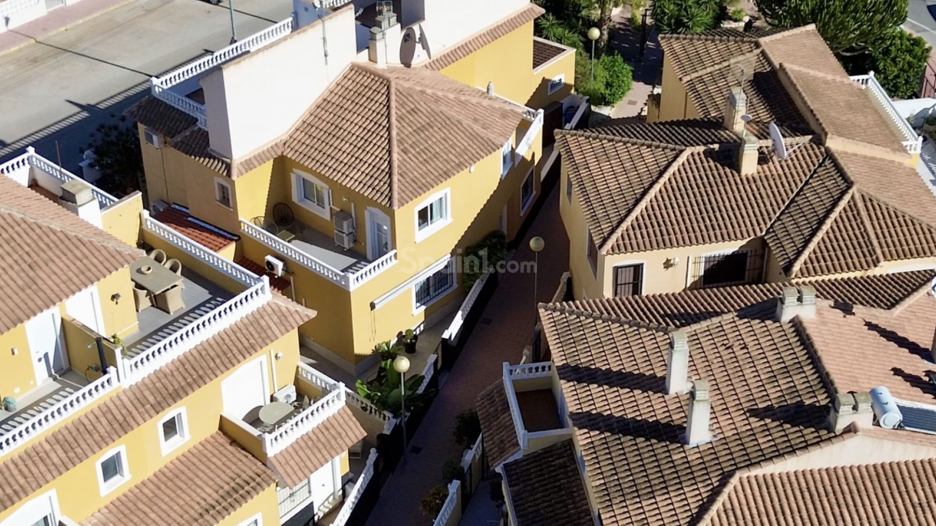 Resale - Townhouse -
Orihuela Costa - La Florida