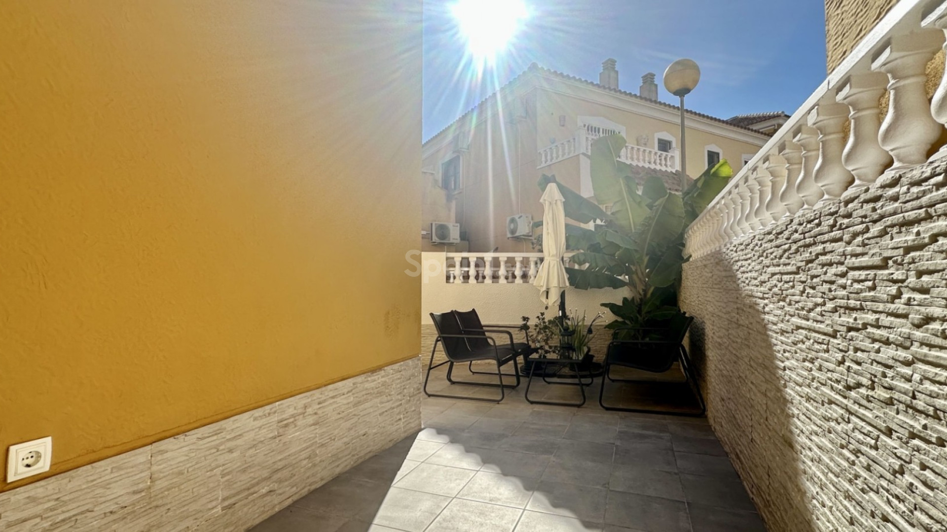 Resale - Townhouse -
Orihuela Costa - La Florida