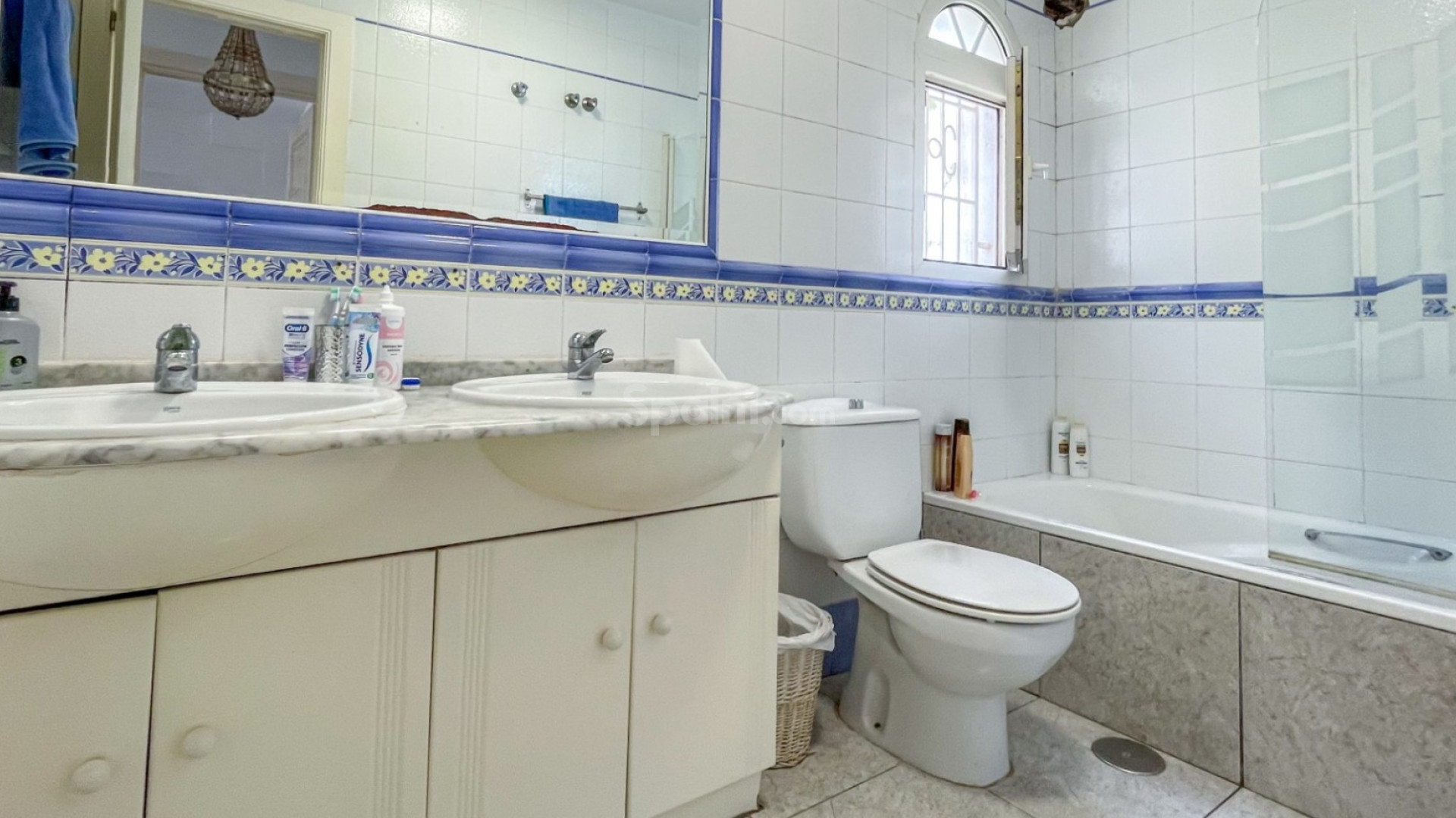 Resale - Townhouse -
Orihuela Costa - La Rioja