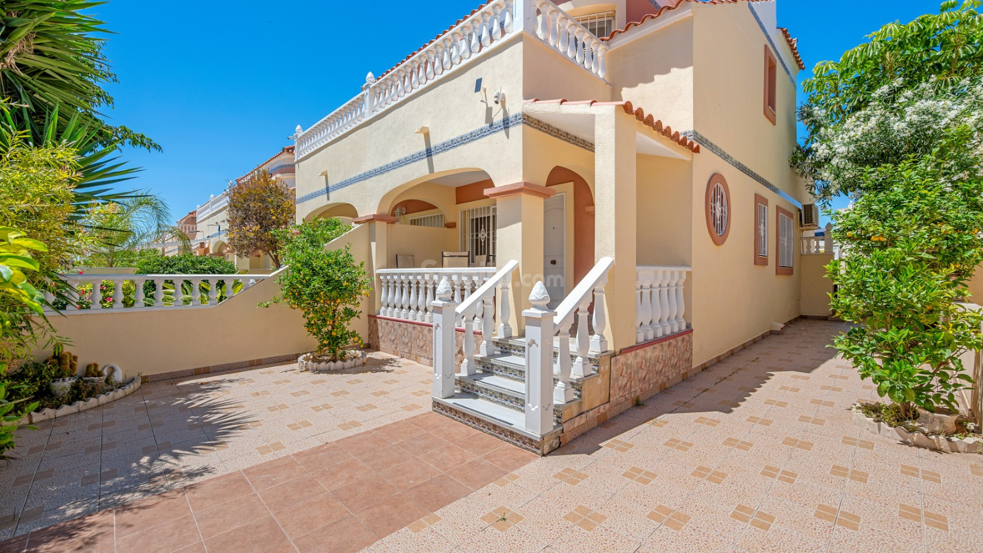 Resale - Townhouse -
Orihuela Costa - La Zenia