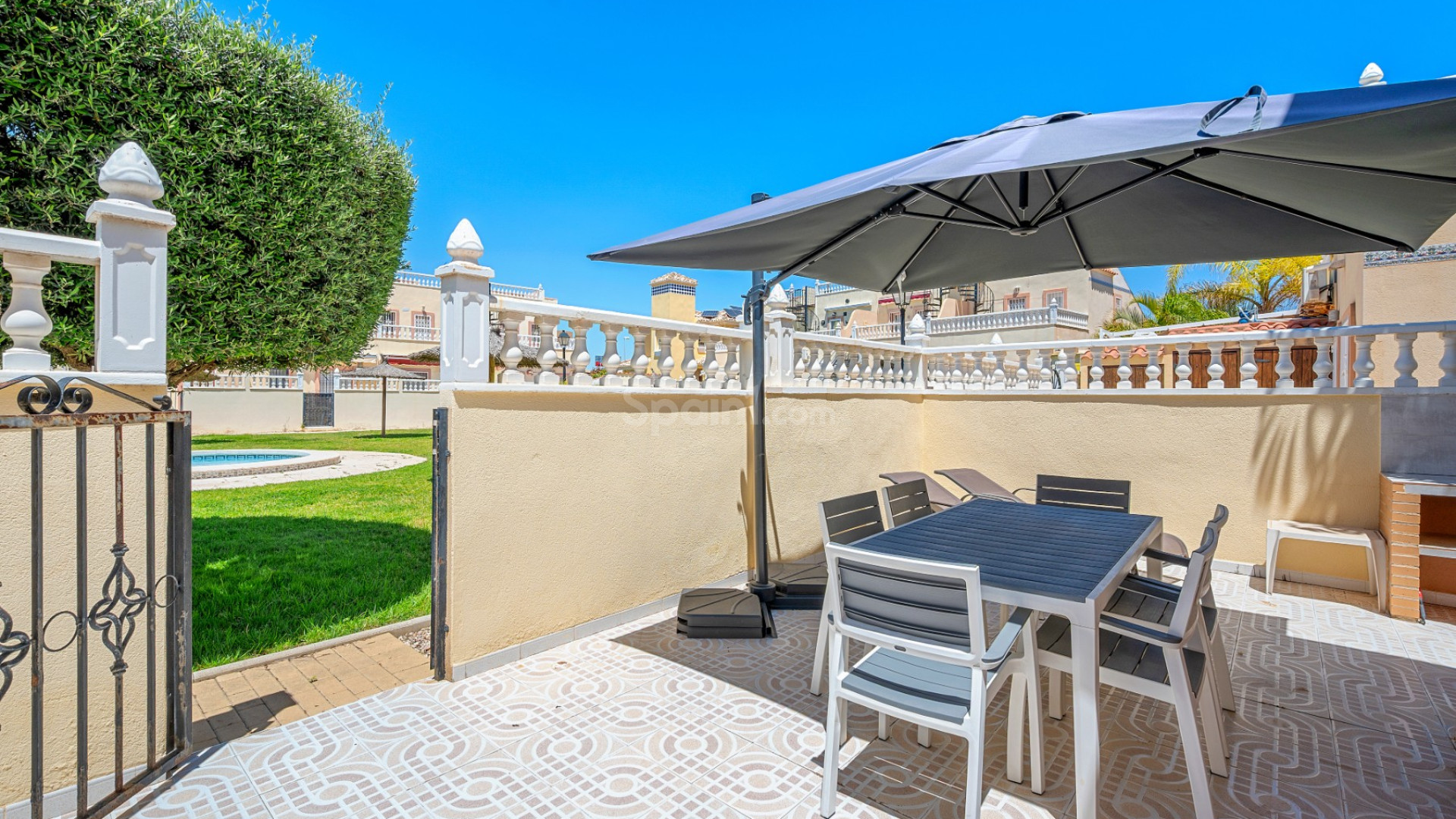 Resale - Townhouse -
Orihuela Costa - La Zenia