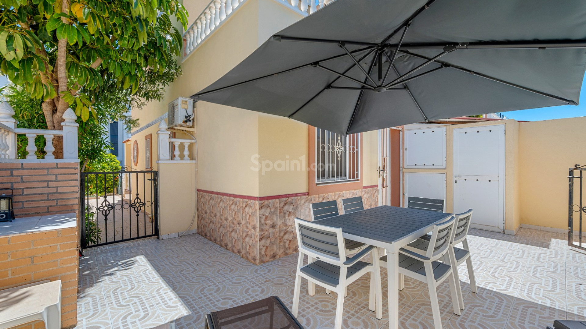 Resale - Townhouse -
Orihuela Costa - La Zenia