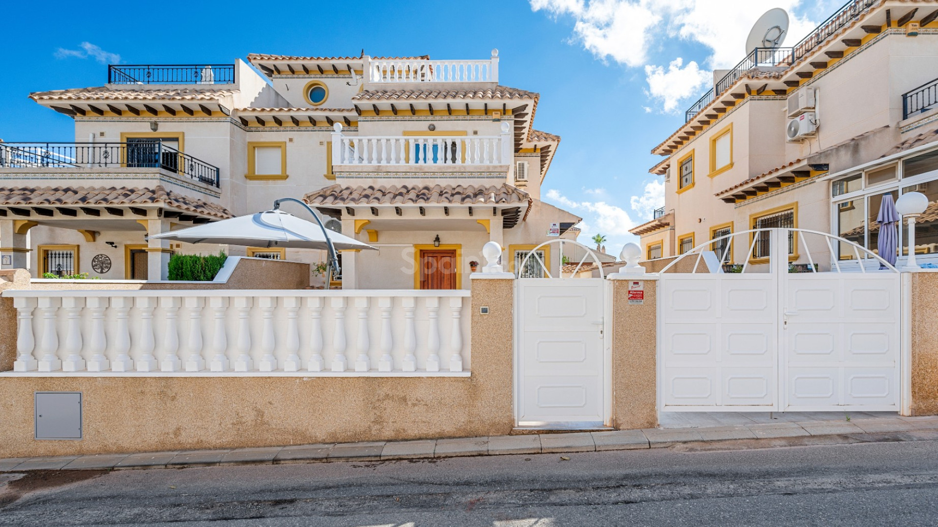 Resale - Townhouse -
Orihuela Costa - Las Filipinas