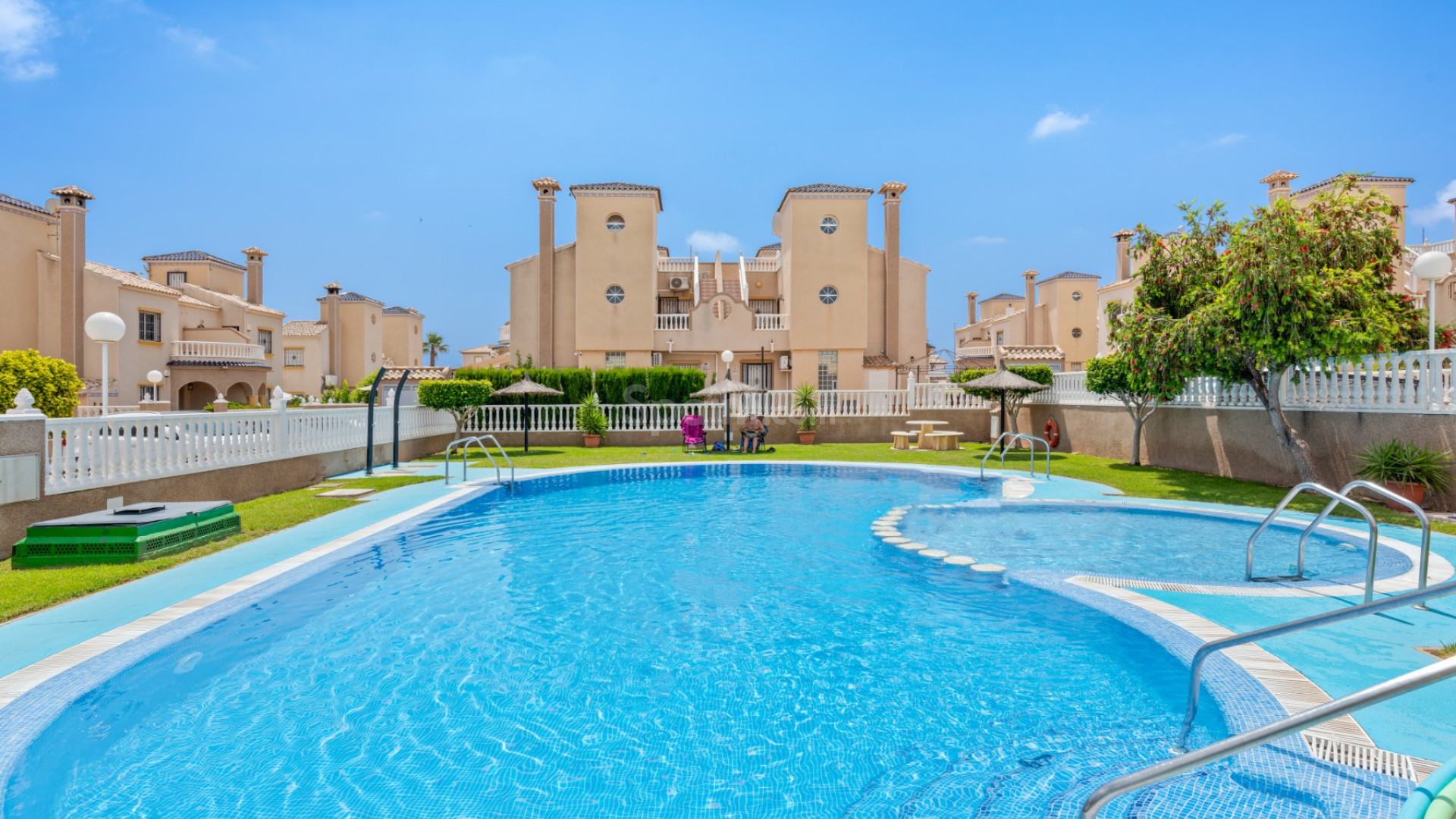 Resale - Townhouse -
Orihuela Costa - Lomas de Cabo Roig