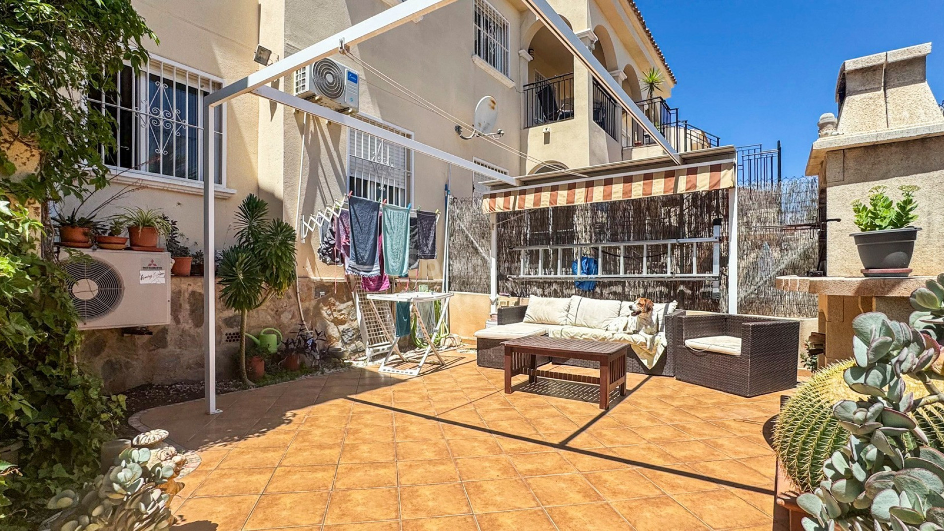Resale - Townhouse -
Orihuela Costa - Los Almendros-La Florida