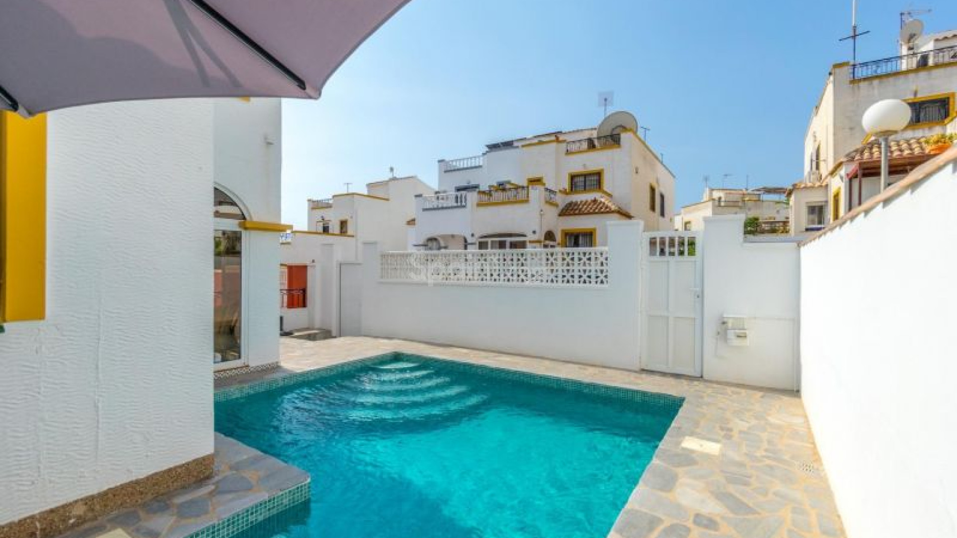 Resale - Townhouse -
Orihuela Costa - Los Altos