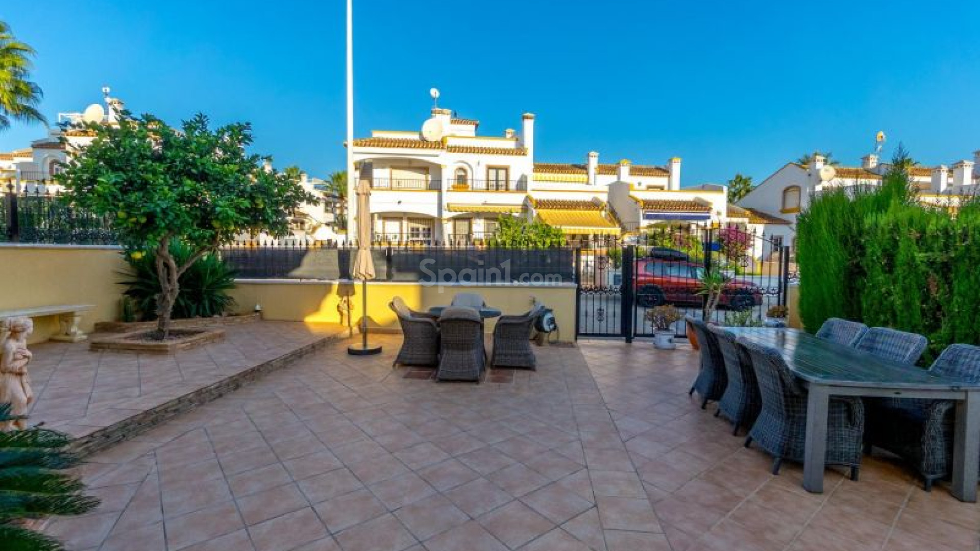 Resale - Townhouse -
Orihuela Costa - Los Dolses