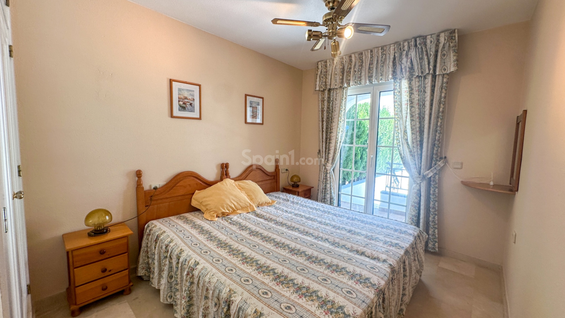 Resale - Townhouse -
Orihuela Costa - Los Dolses