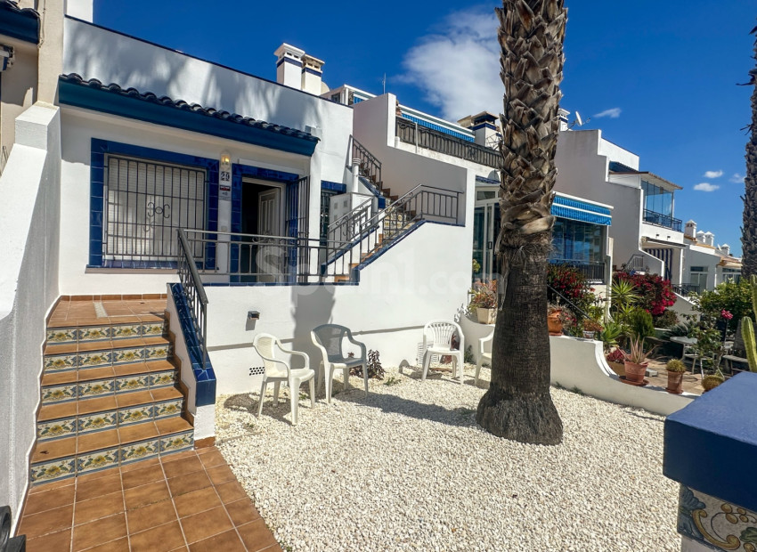 Resale - Townhouse -
Orihuela Costa - Los Dolses