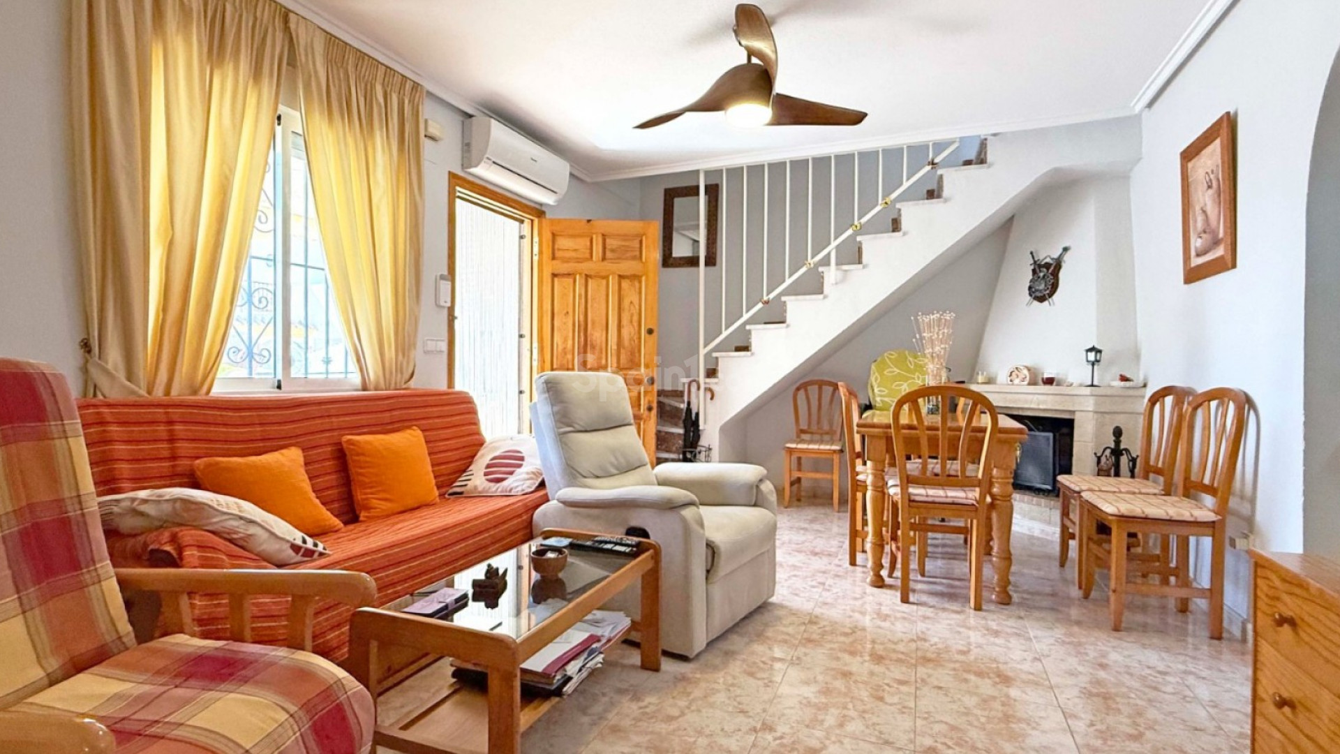 Resale - Townhouse -
Orihuela Costa - Playa Flamenca