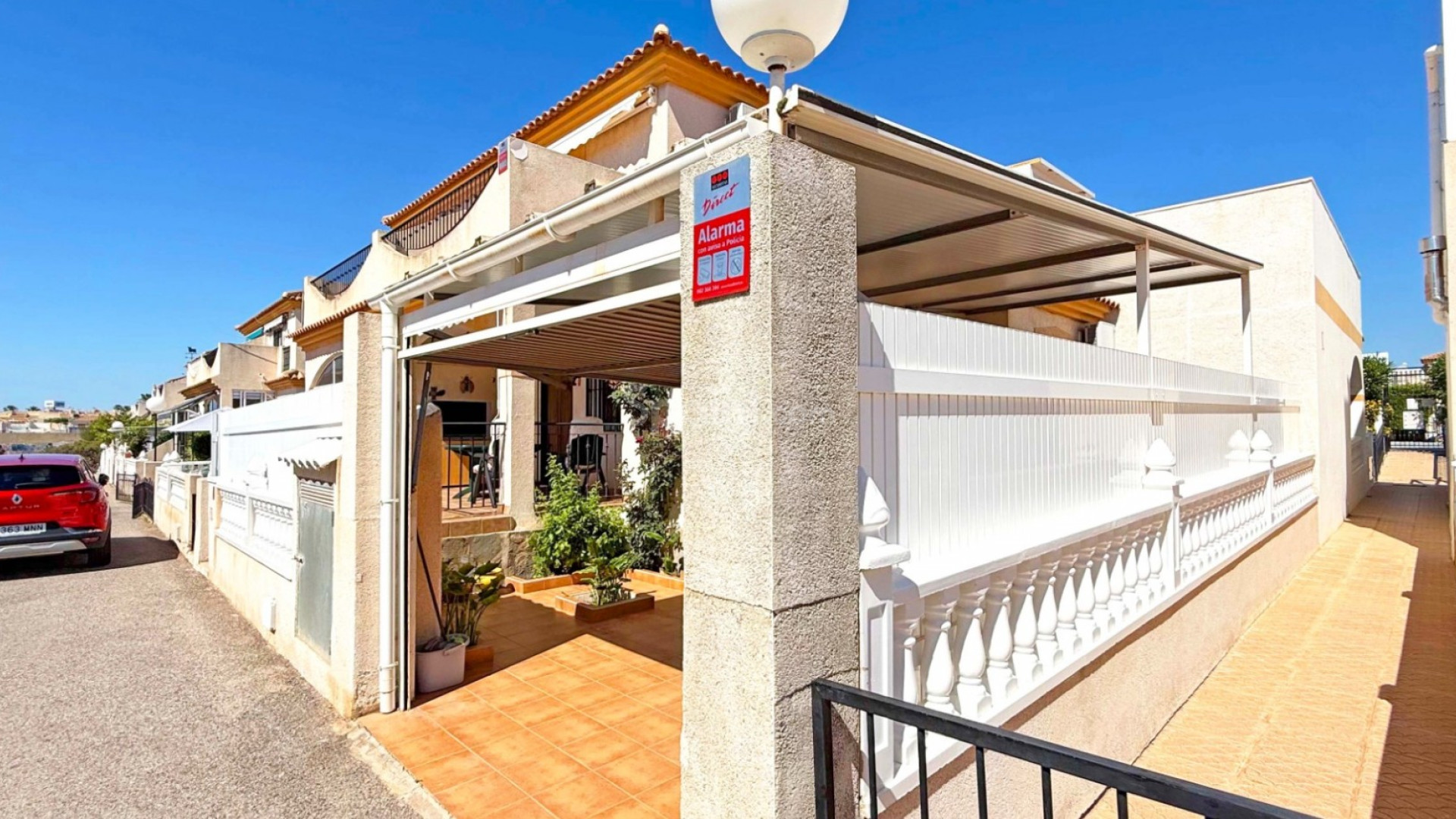 Resale - Townhouse -
Orihuela Costa - Playa Flamenca