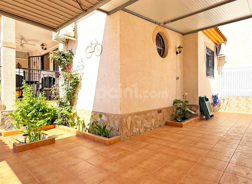 Resale - Townhouse -
Orihuela Costa - Playa Flamenca