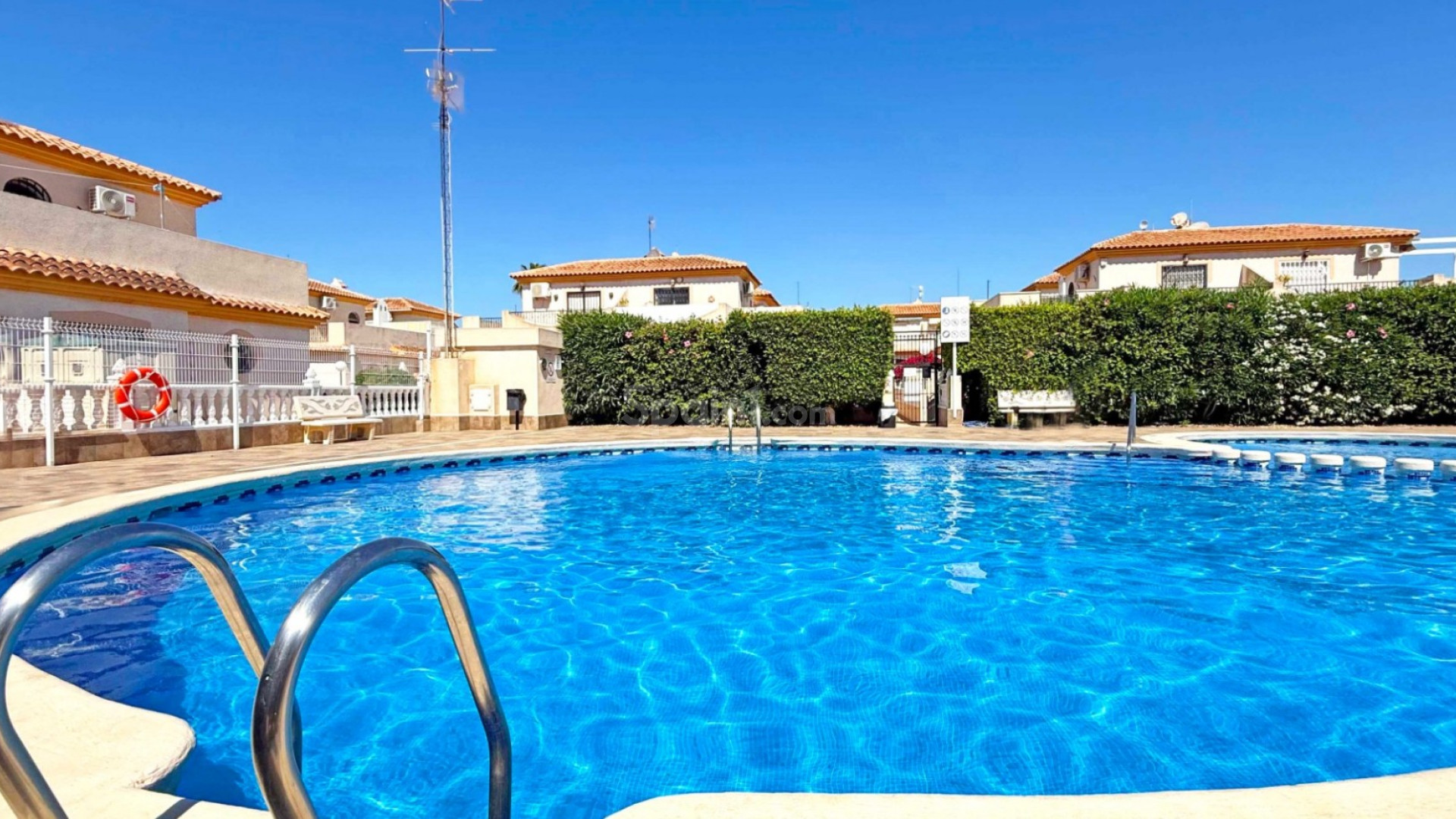 Resale - Townhouse -
Orihuela Costa - Playa Flamenca