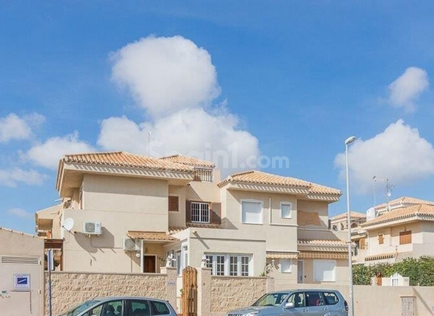 Resale - Townhouse -
Orihuela Costa - Playa Flamenca