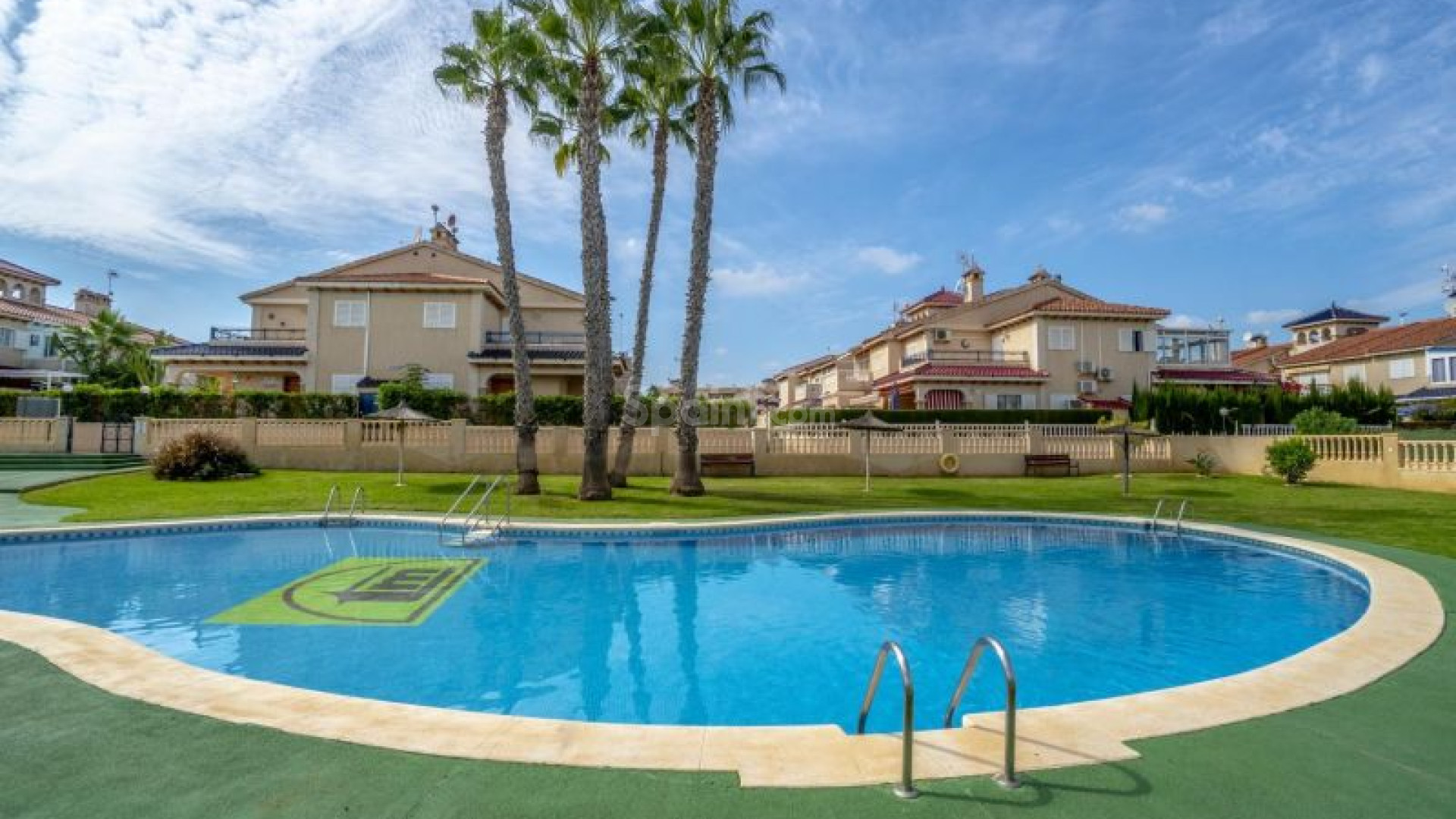 Resale - Townhouse -
Orihuela Costa - Playa Flamenca