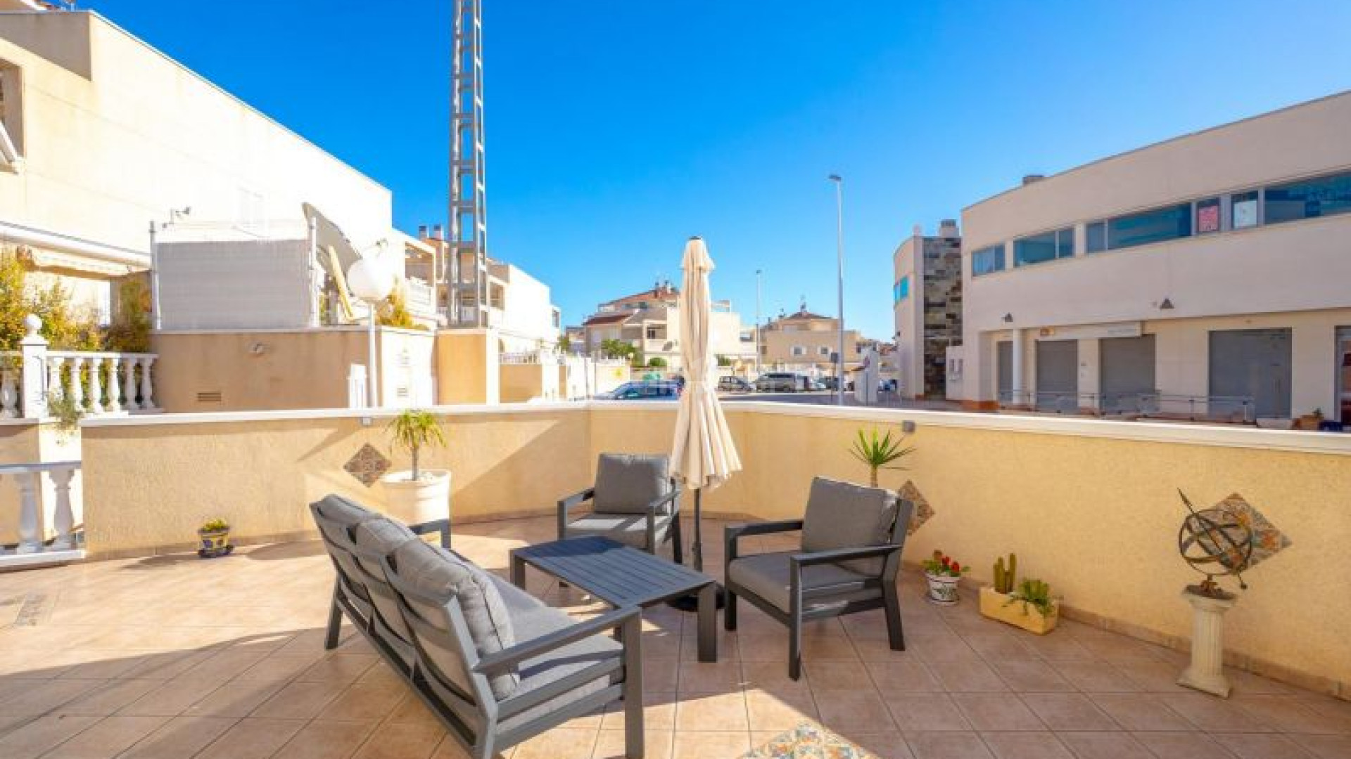Resale - Townhouse -
Orihuela Costa - Playa Flamenca