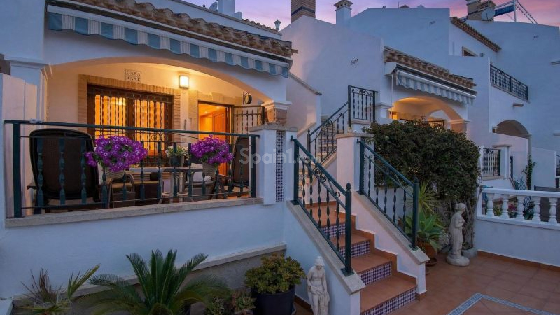 Resale - Townhouse -
Orihuela Costa - Playa Flamenca