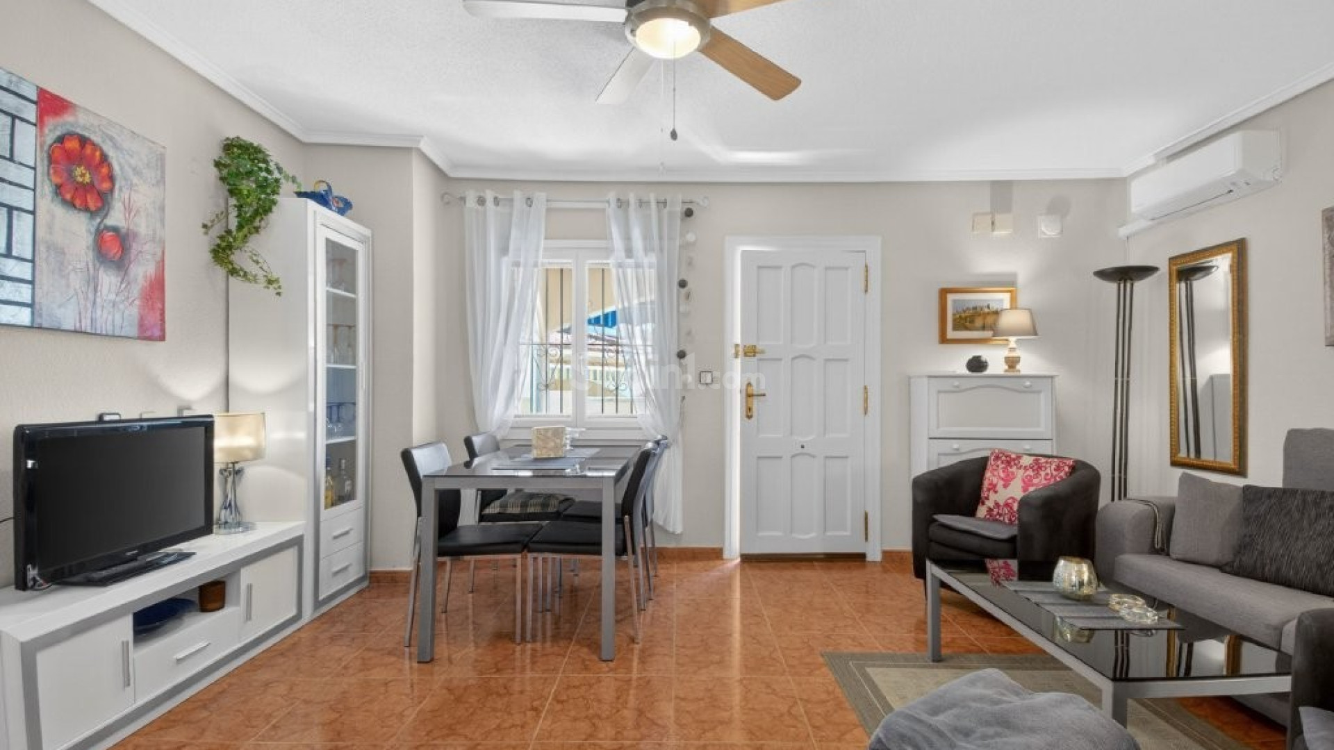 Resale - Townhouse -
Orihuela Costa - Playa Flamenca