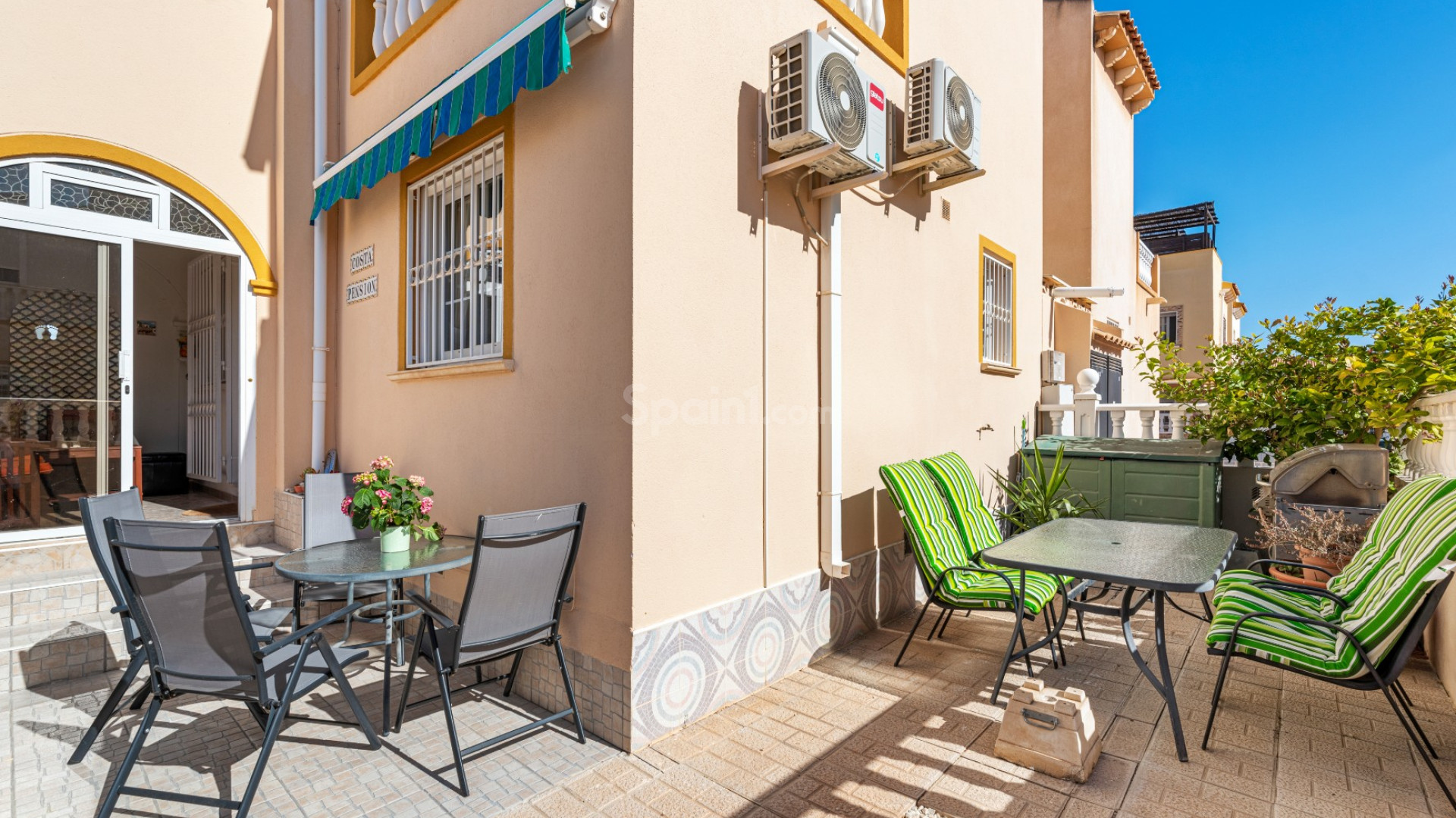 Resale - Townhouse -
Orihuela Costa - Playa Flamenca