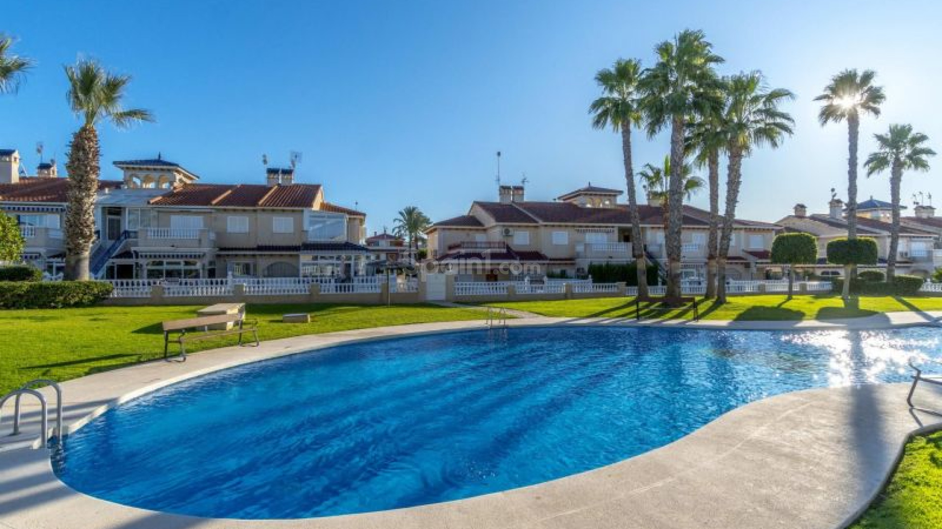 Resale - Townhouse -
Orihuela Costa - Playa Flamenca