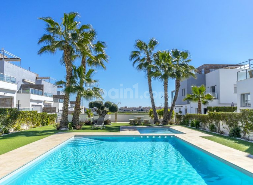 Resale - Townhouse -
Orihuela Costa - Punta Prima