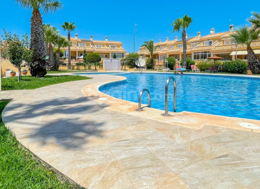 Resale - Townhouse -
Orihuela Costa - Punta Prima