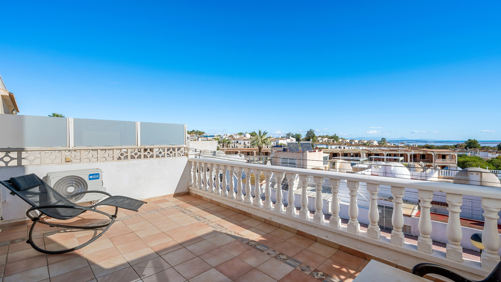 Resale - Townhouse -
Orihuela Costa - Villamartin