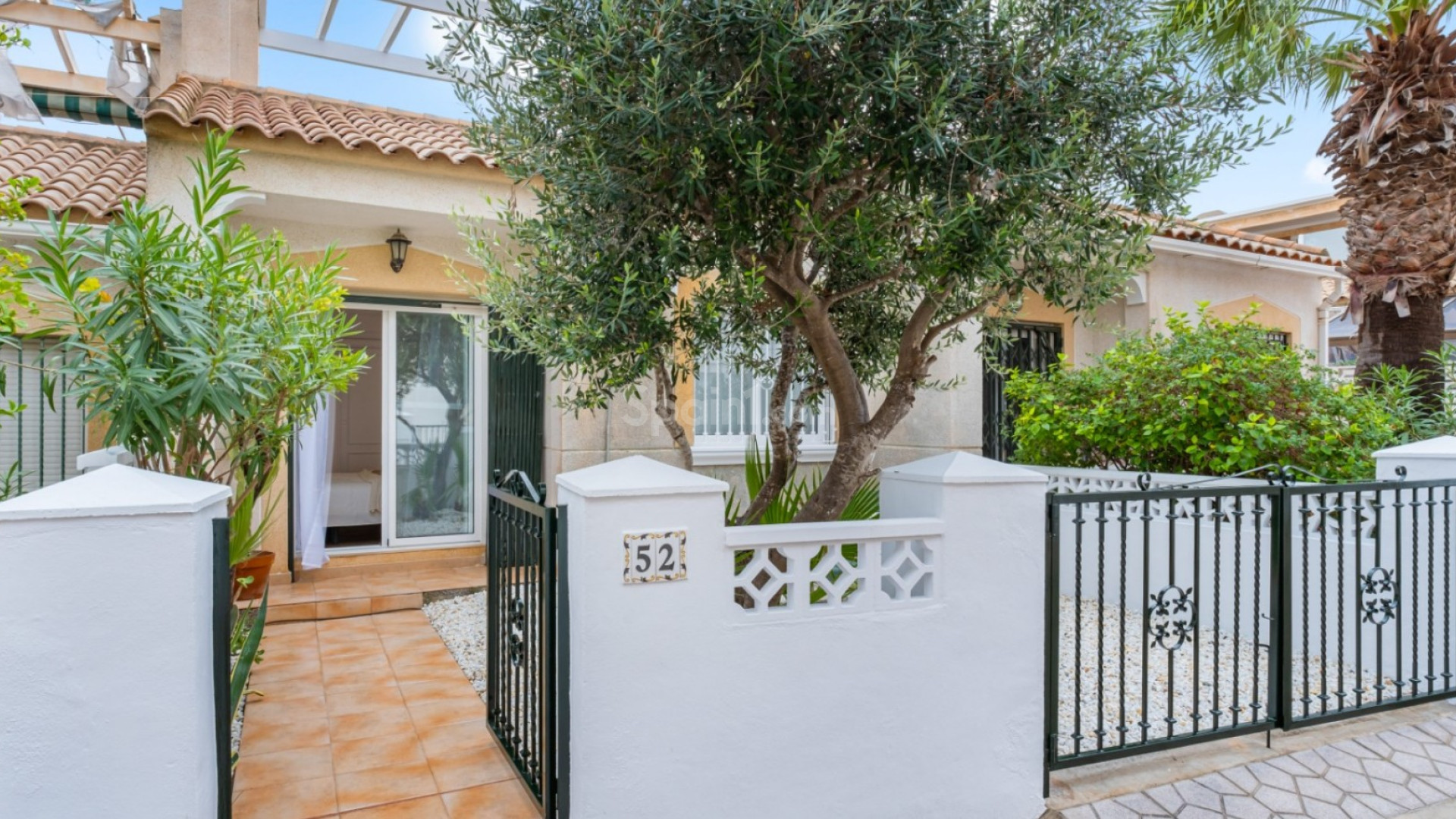 Resale - Townhouse -
Orihuela Costa - Villamartin