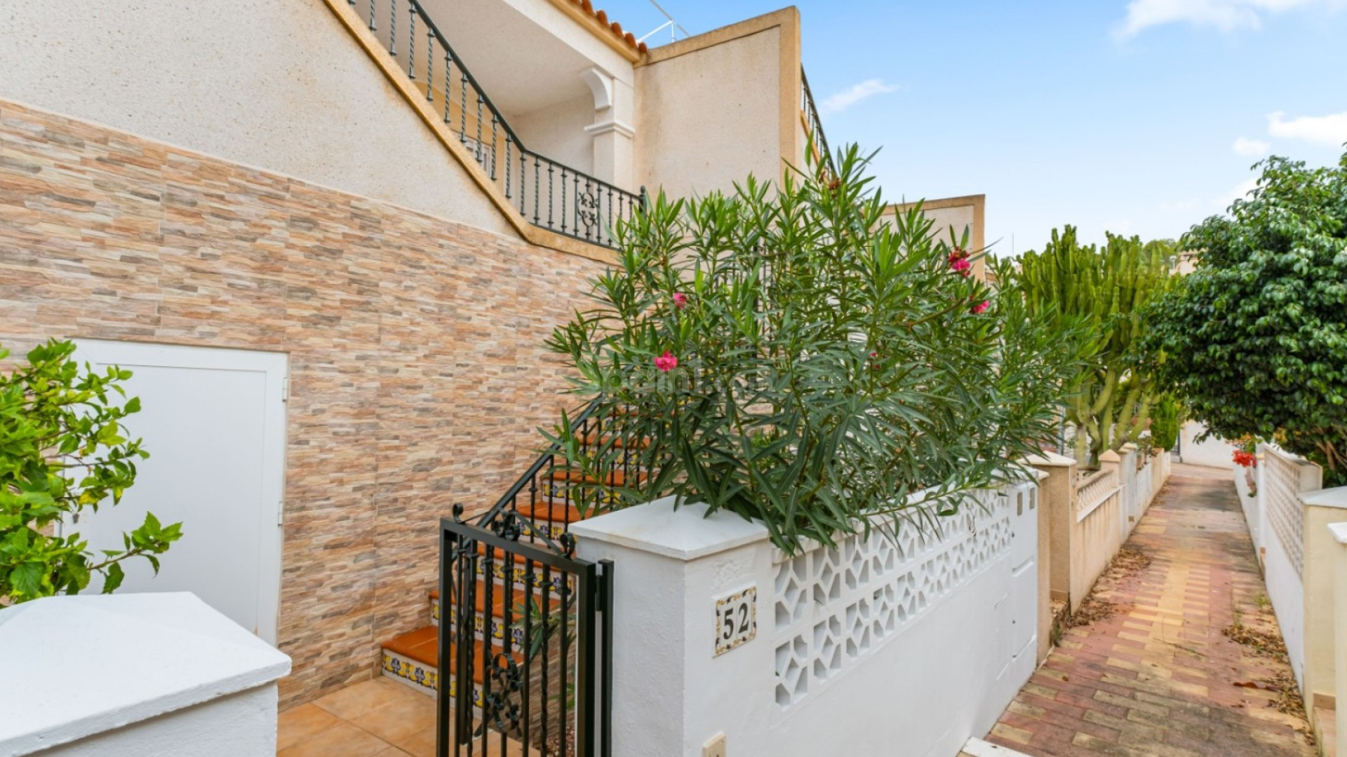 Resale - Townhouse -
Orihuela Costa - Villamartin