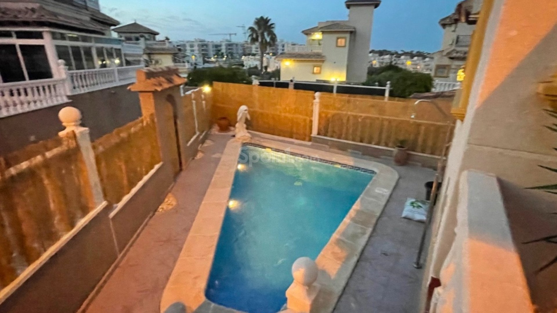 Resale - Townhouse -
Orihuela Costa - Villamartin