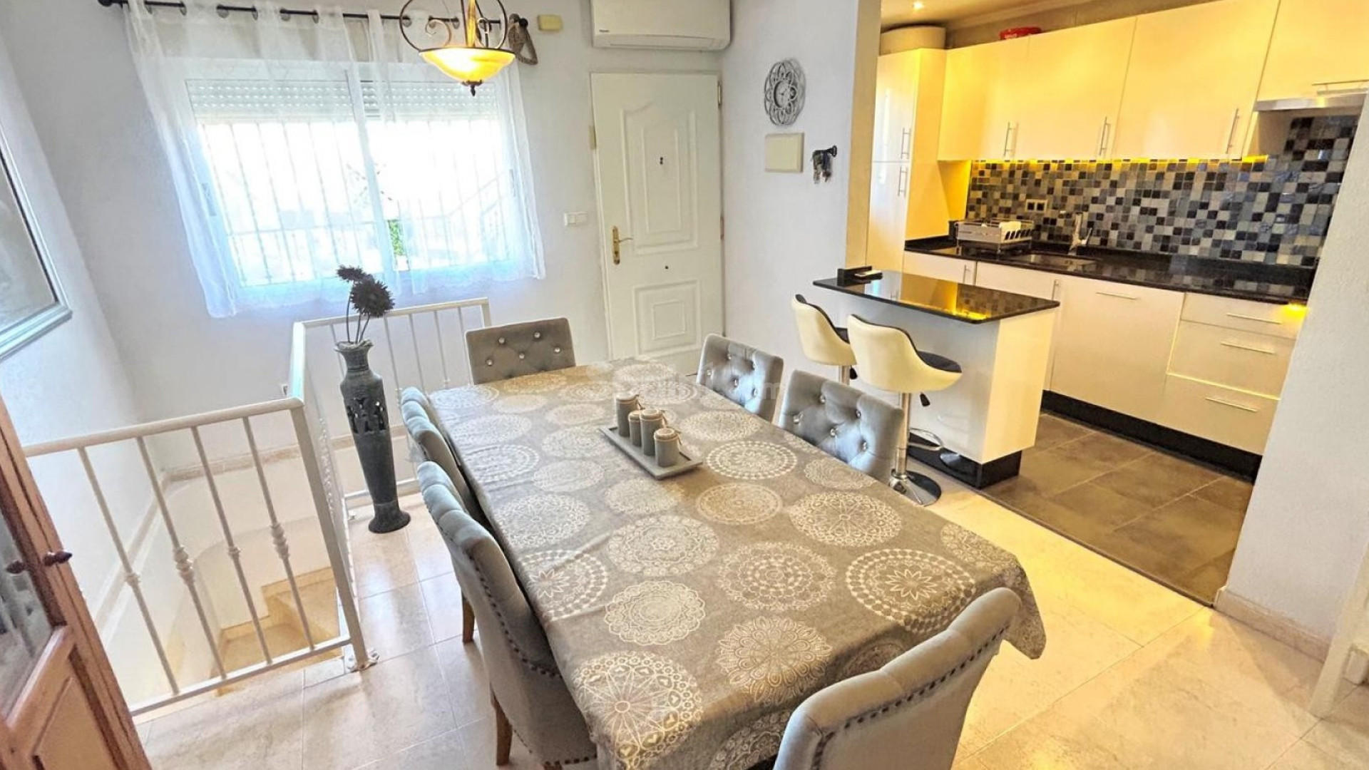 Resale - Townhouse -
Orihuela Costa - Villamartin