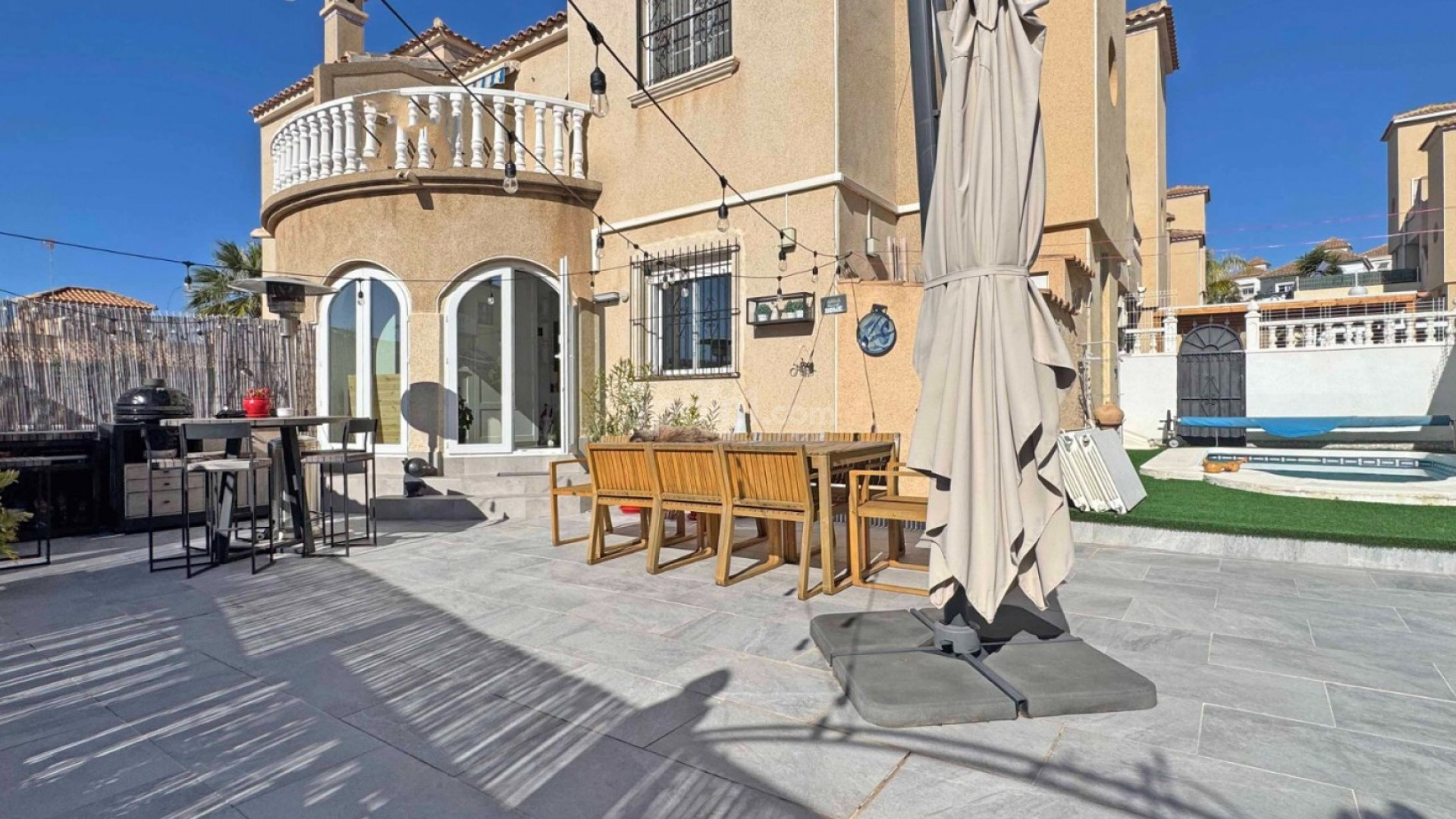 Resale - Townhouse -
Orihuela Costa - Villamartin