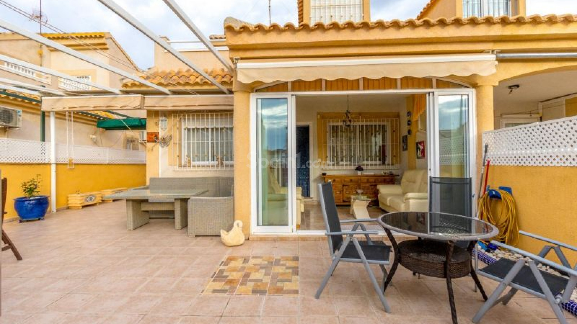 Resale - Townhouse -
Pilar de la Horadada - Torre de la Horadada