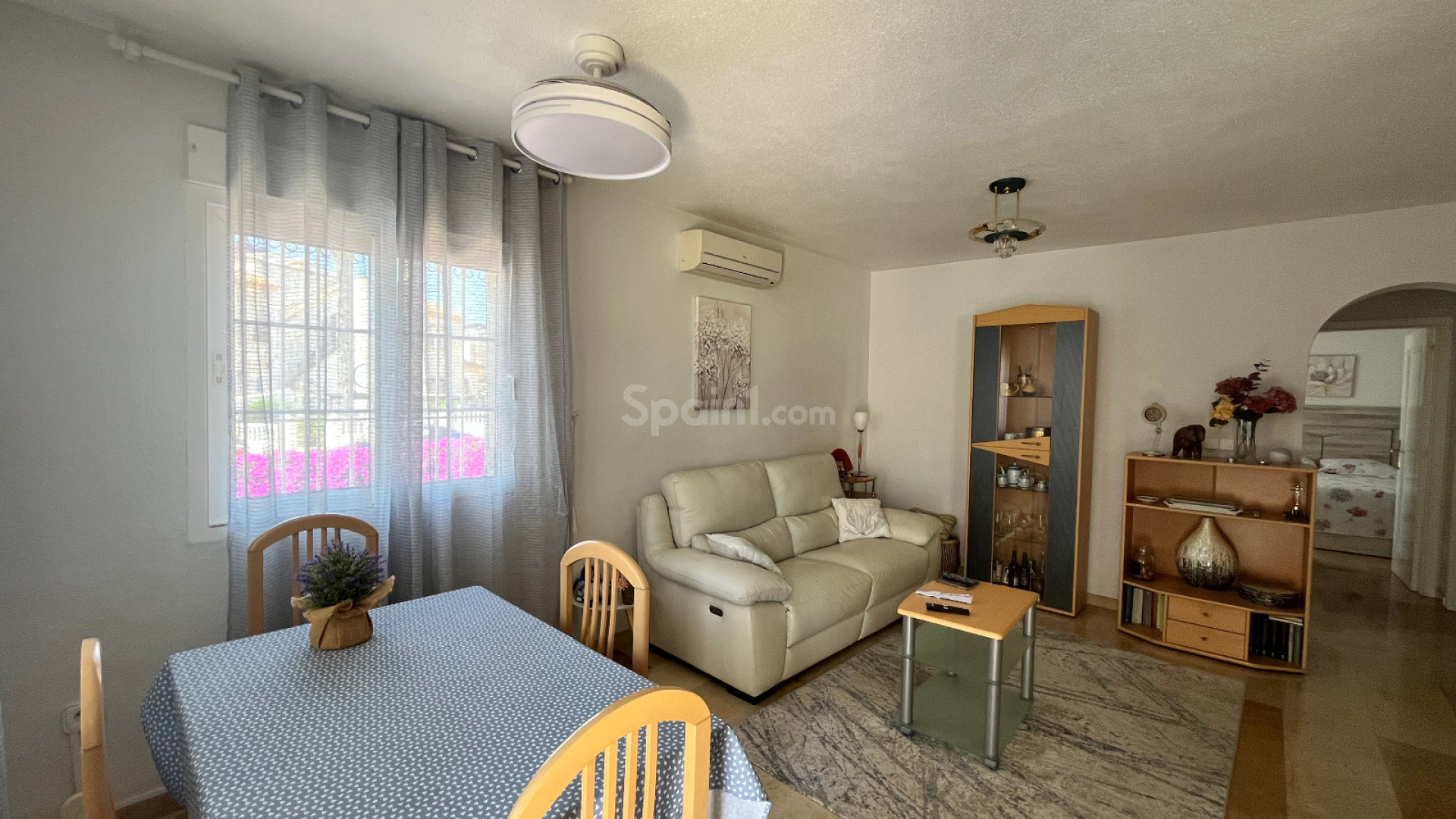 Resale - Townhouse -
Playa Flamenca - Jumilla